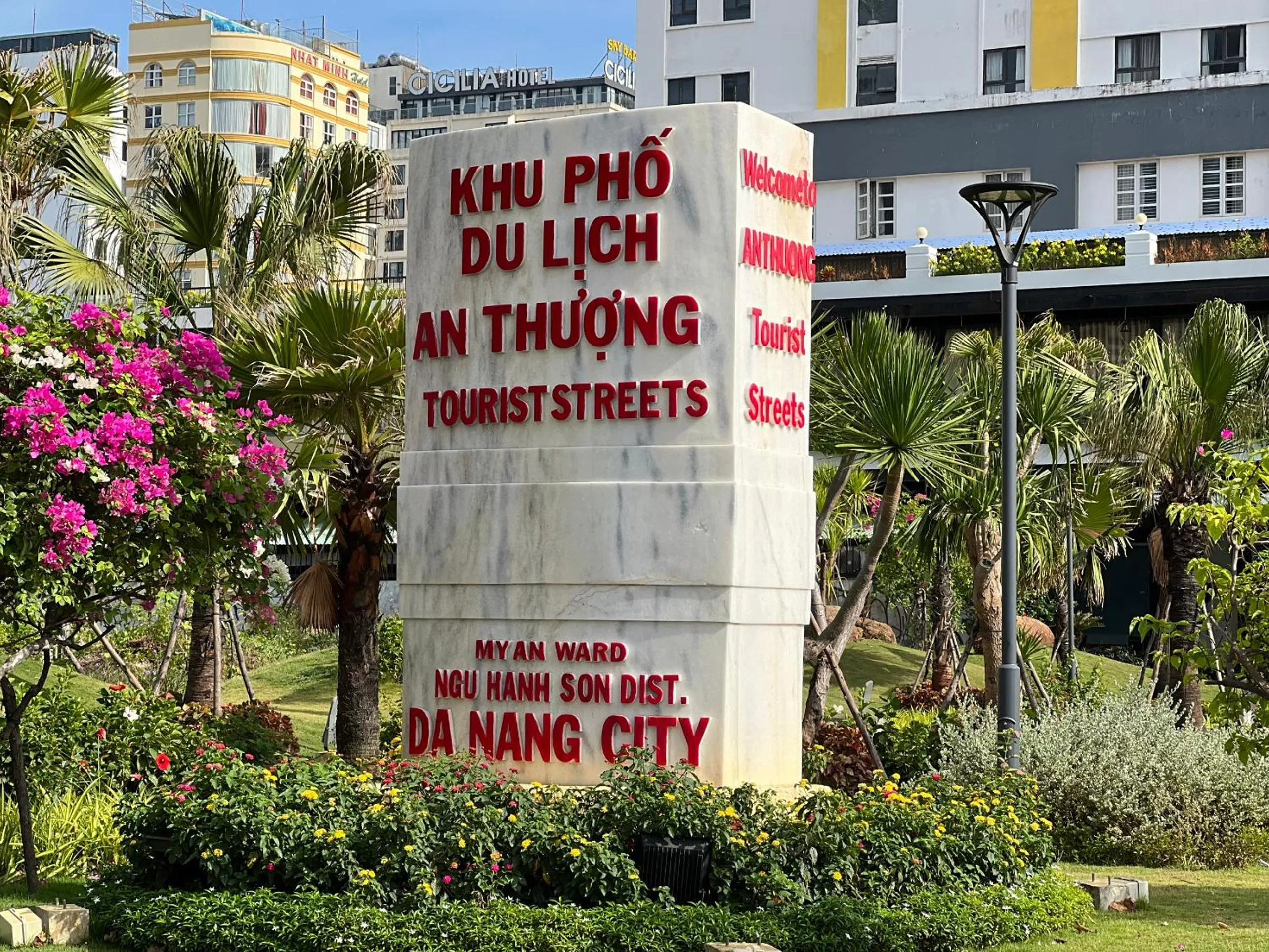 Nearby landmark in Mons Boutique Hotel & Apartment