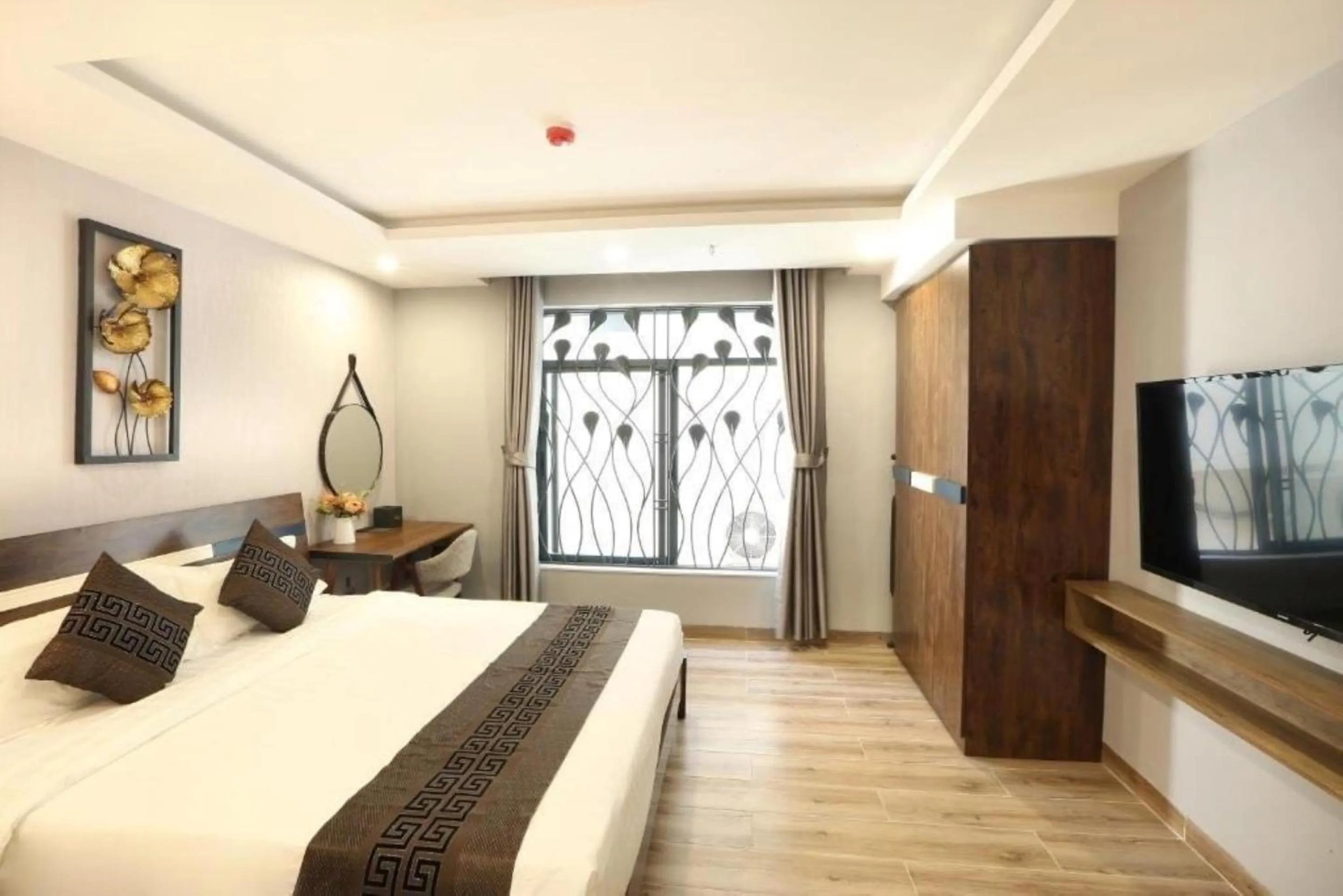 Bedroom, Bed in Mons Boutique Hotel & Apartment