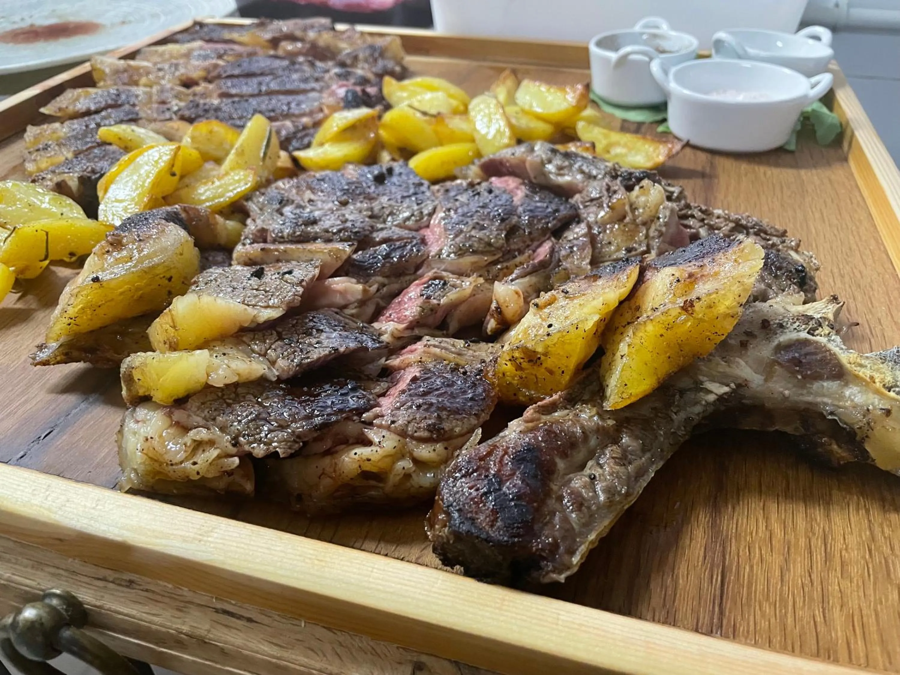 Restaurant/places to eat in Albergo La Pineta