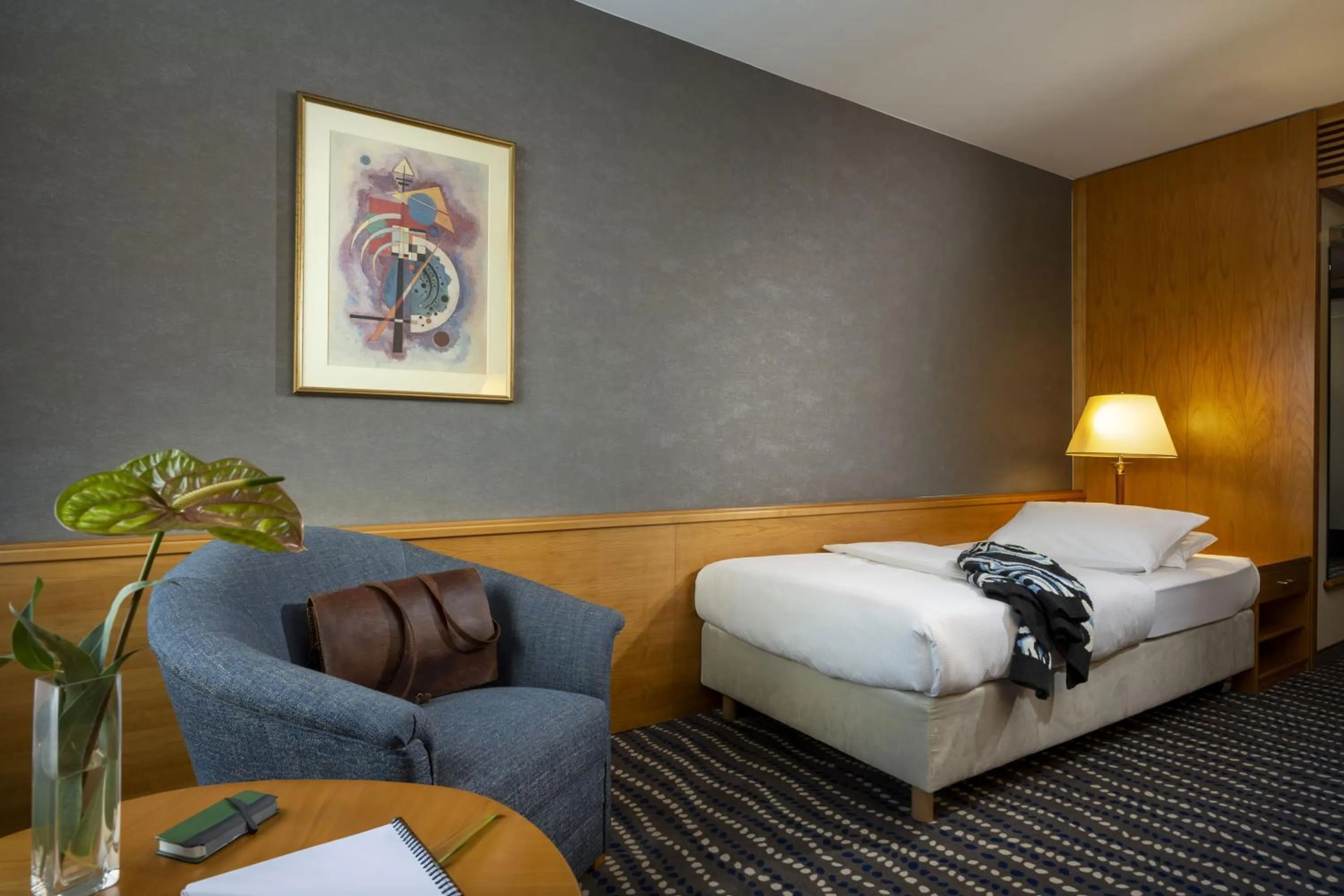 Photo of the whole room, Bed in Maritim Hotel Magdeburg