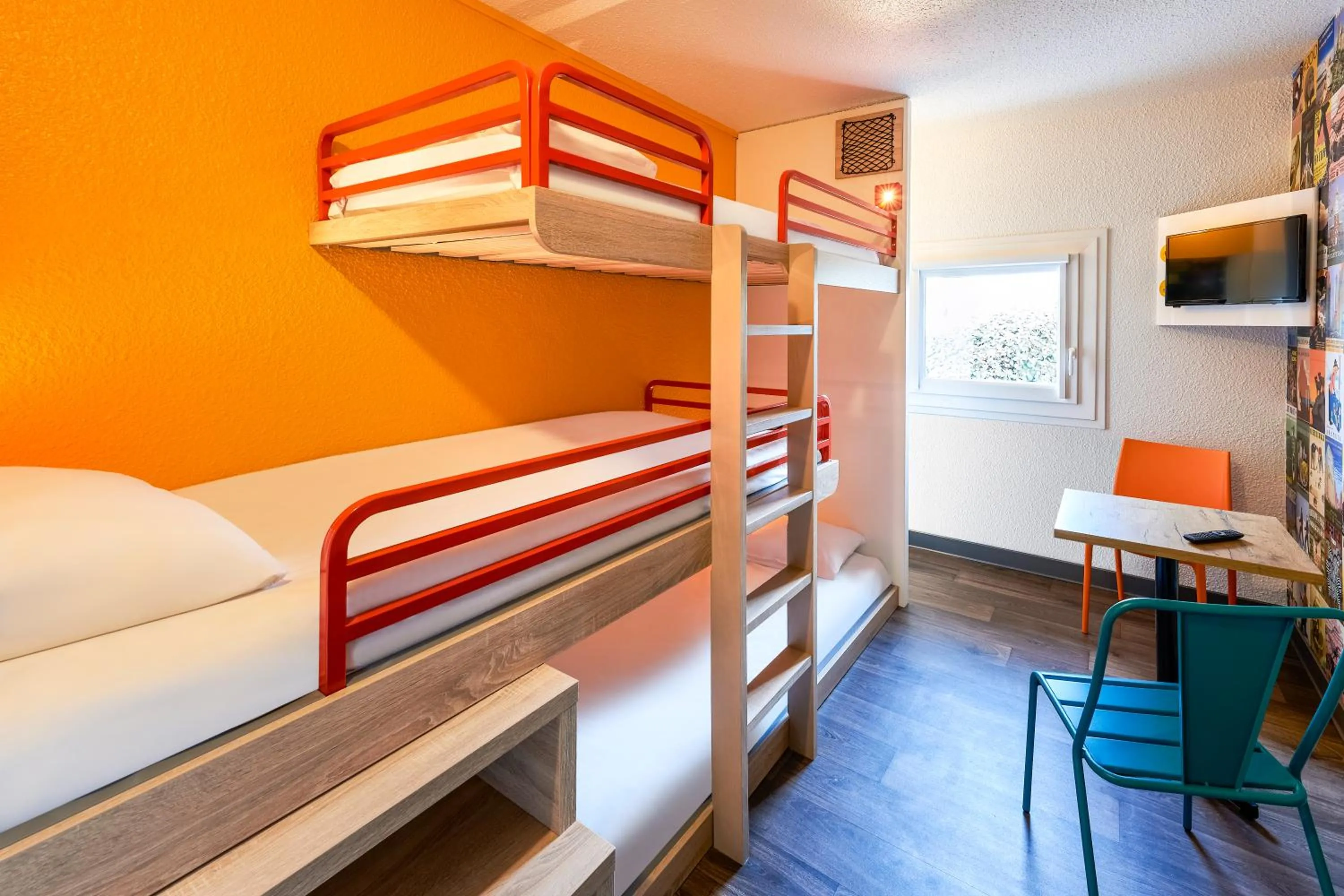 Bed in hotelF1 Paris Saint Denis Stade
