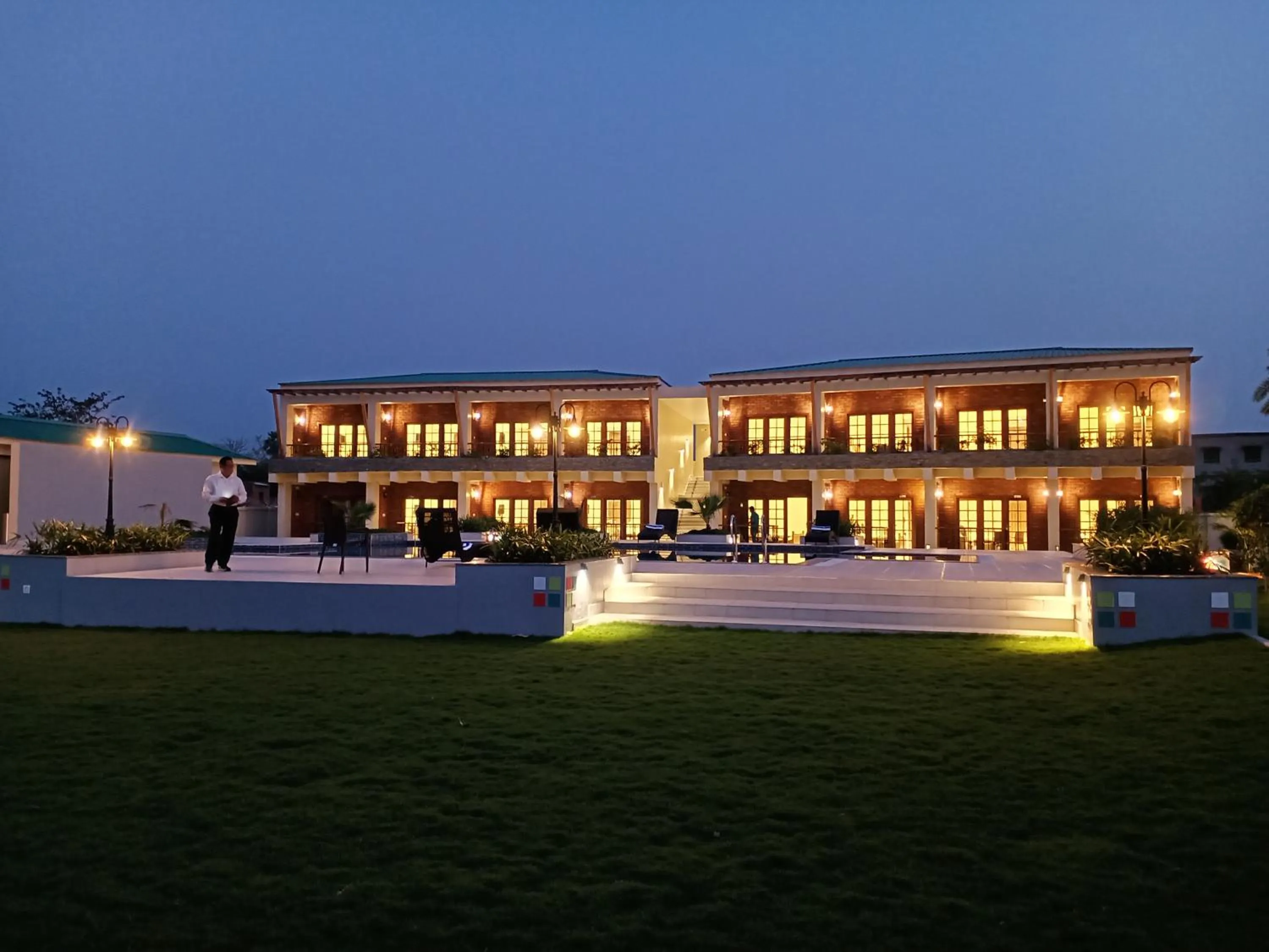 The creek boutique resort & spa