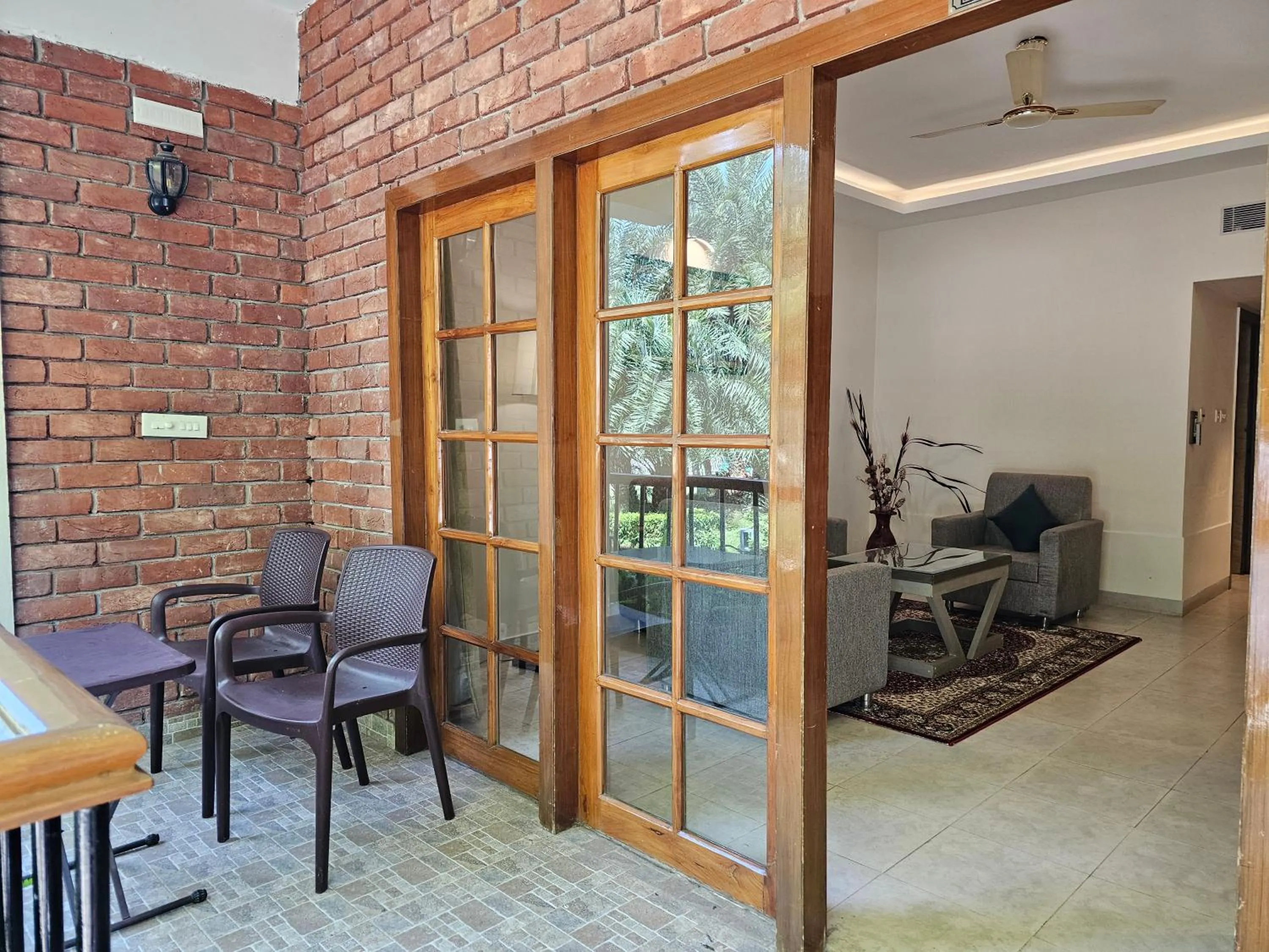 The creek boutique resort & spa