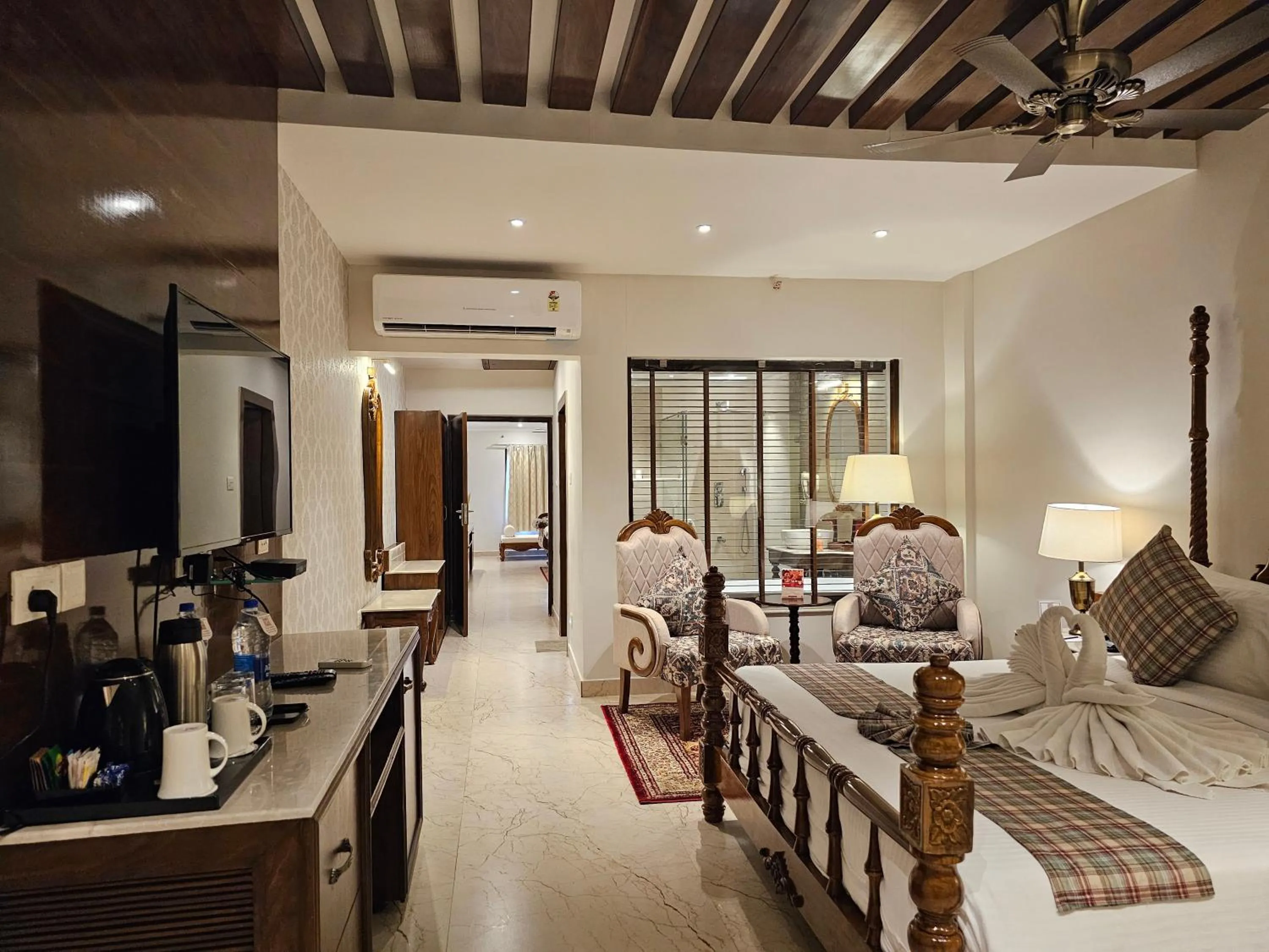 The creek boutique resort & spa