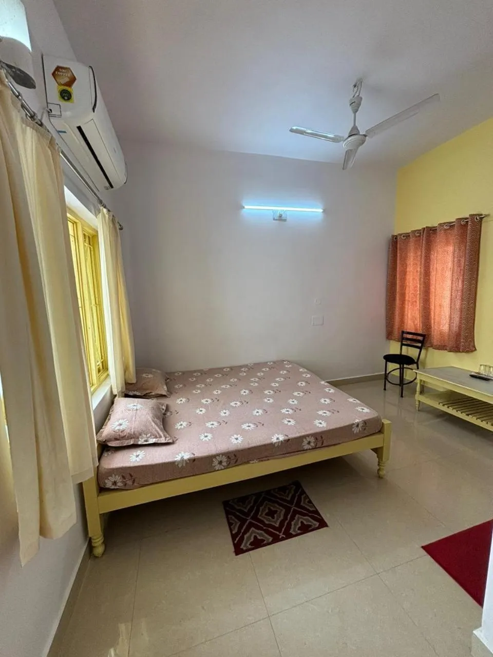 Bedroom, Bed in Bimala Hotel