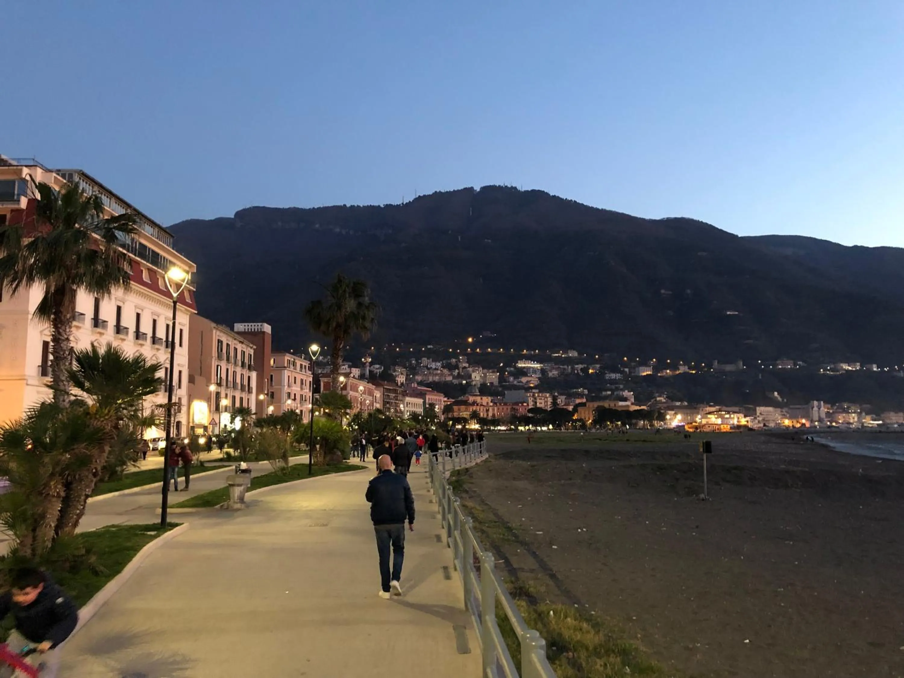 Neighbourhood in La Fenice