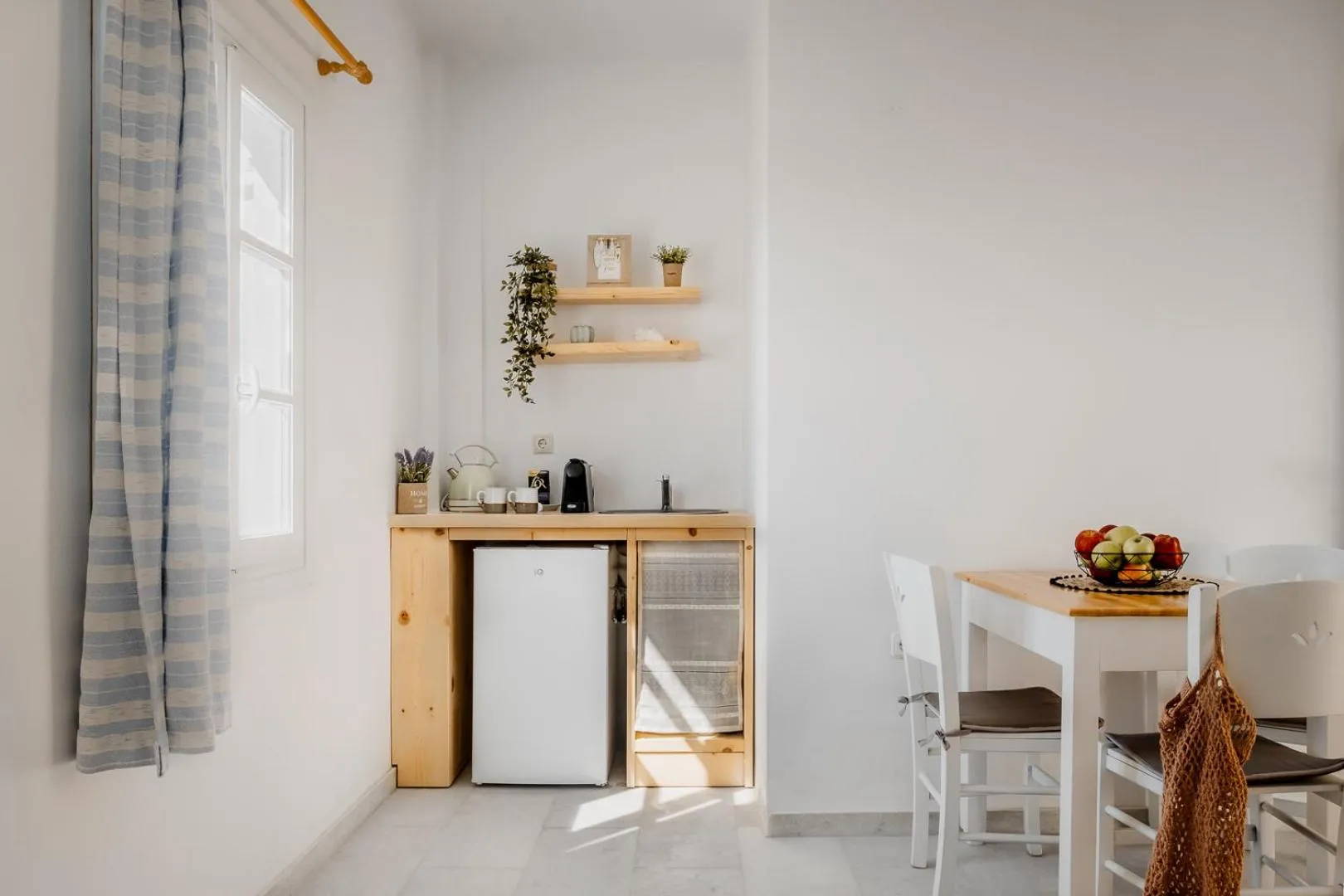 Kitchen or kitchenette in Naxos Aethereal View