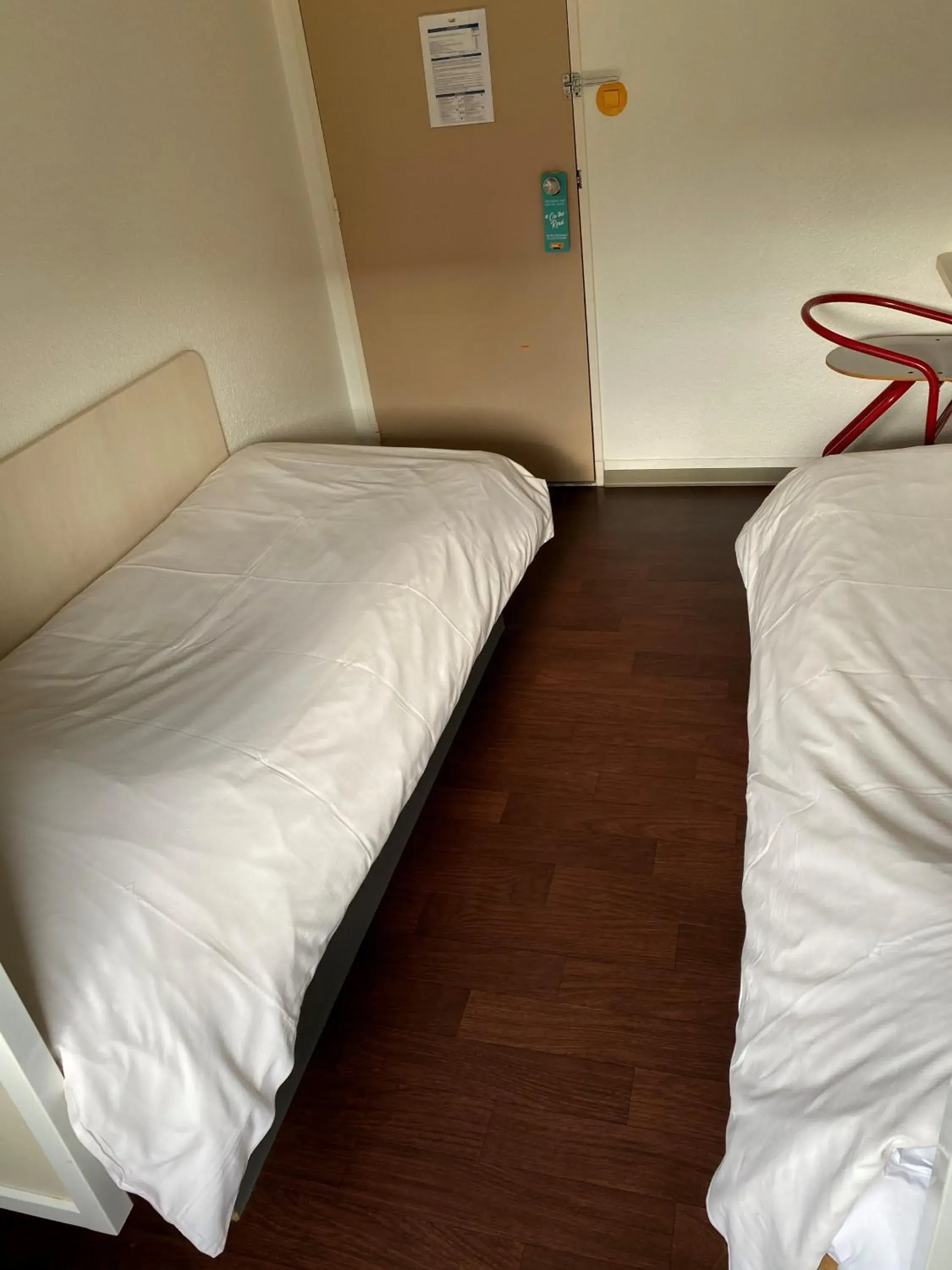 Twin Room with Shared Bathroom in Hôtel F1 Verdun Twin Room with Shared Bathroom in Hôtel F1 Verdun