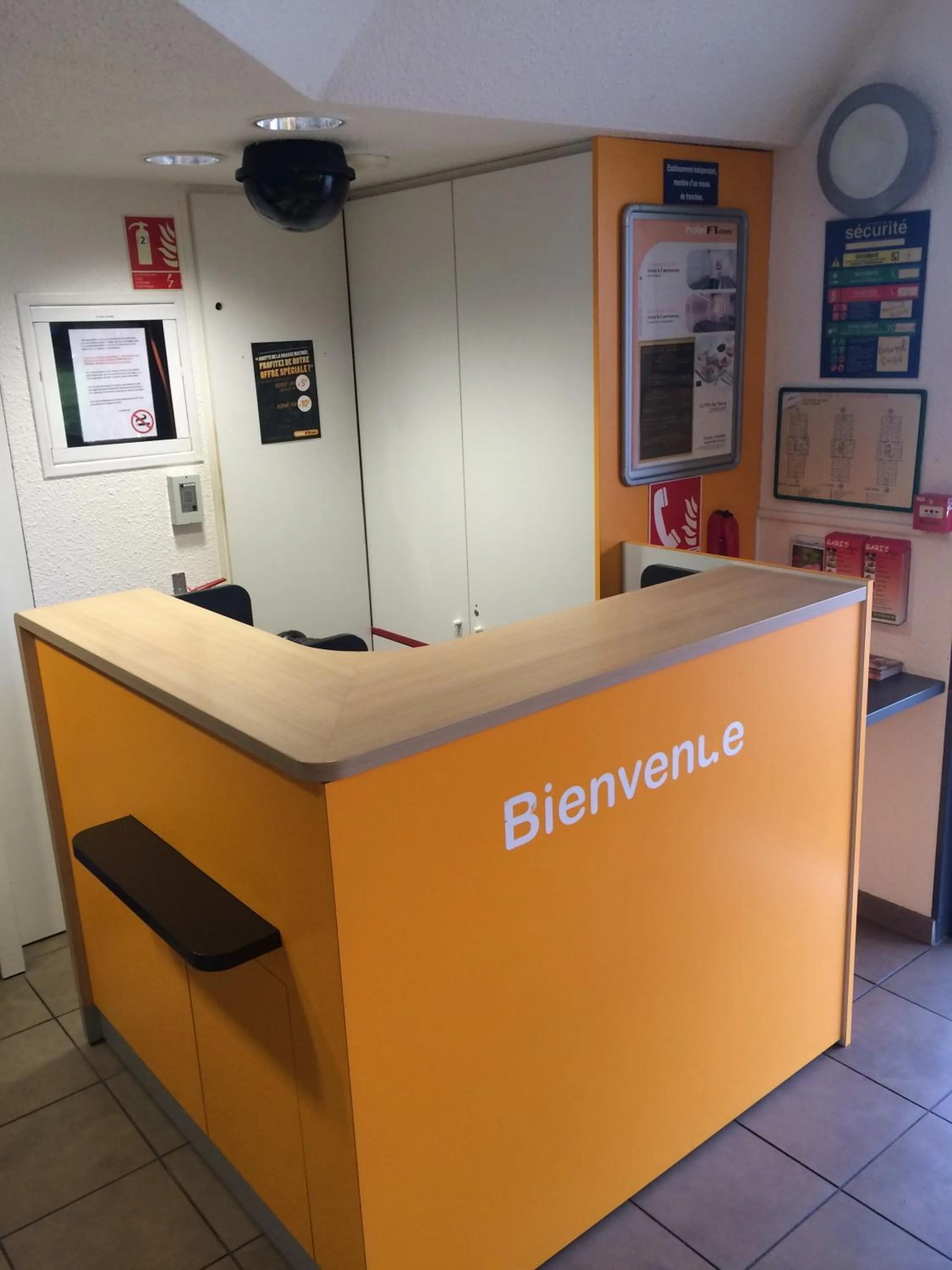 Lobby or reception in Hôtel F1 Verdun