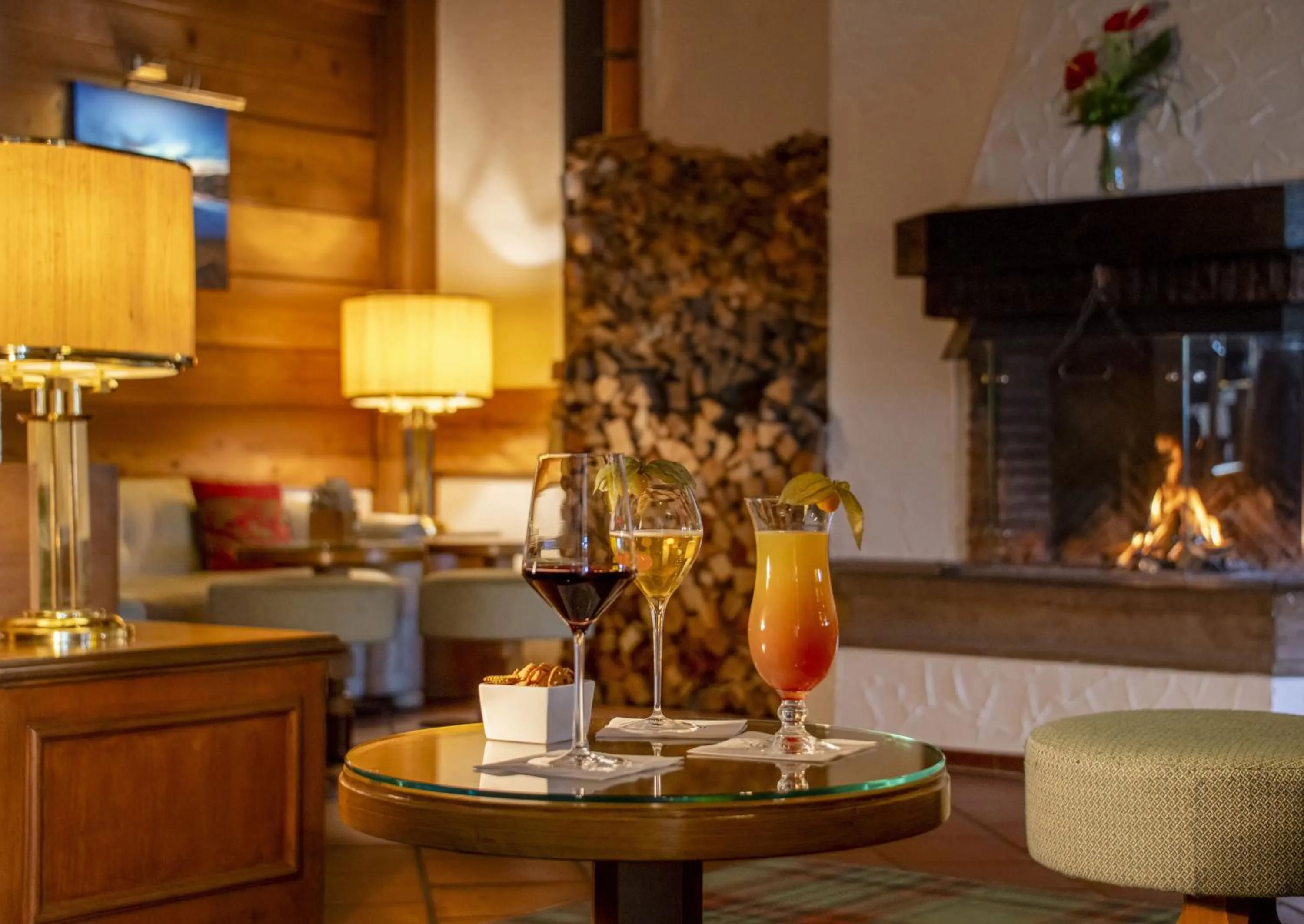 Lounge or bar in Maritim Titisee Hotel