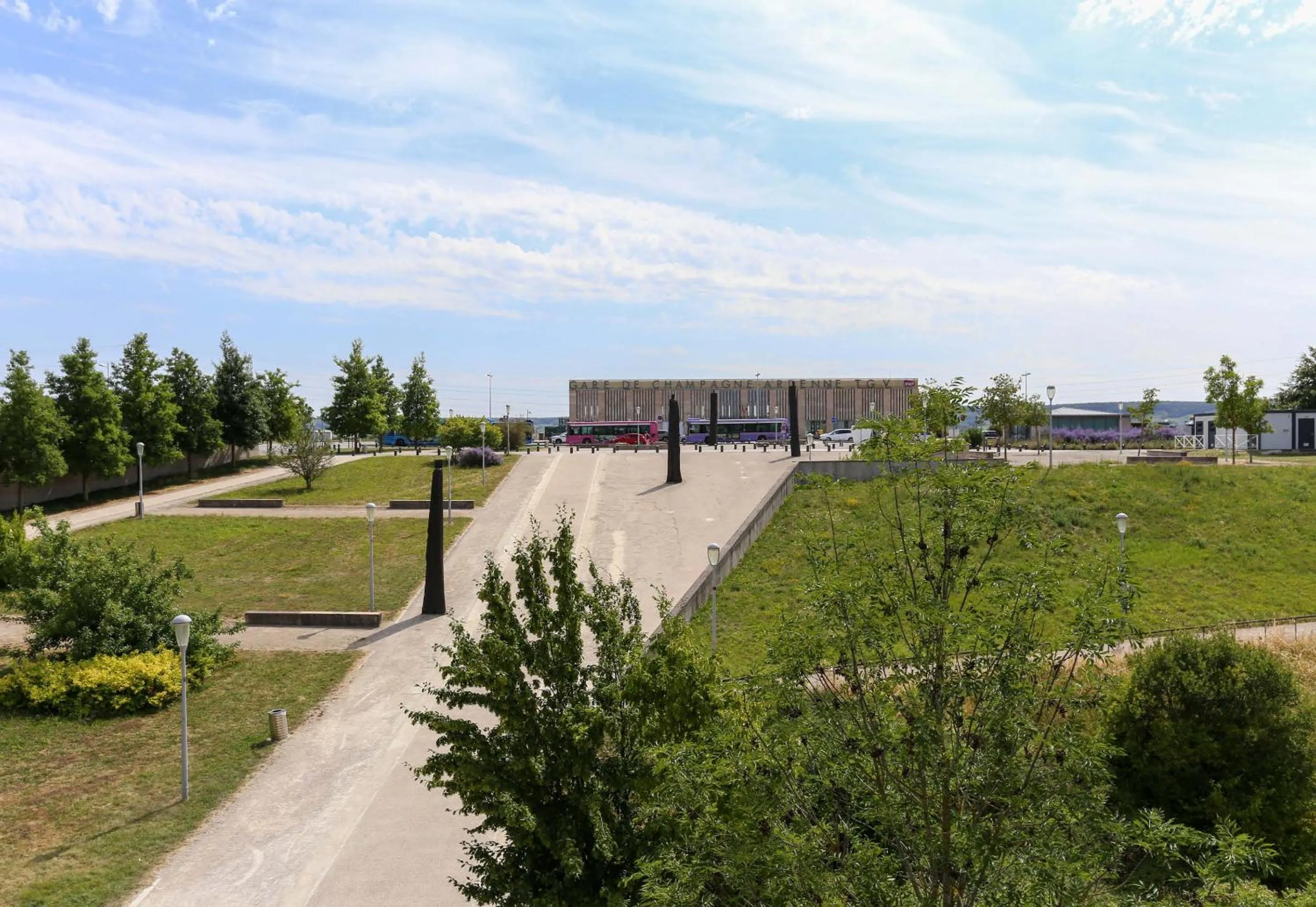 Neighbourhood in B&B HOTEL Reims Bezannes