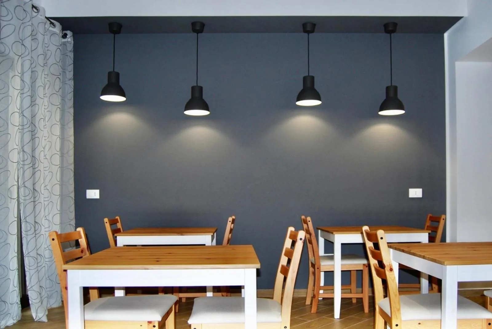 Restaurant/places to eat in Le Muse