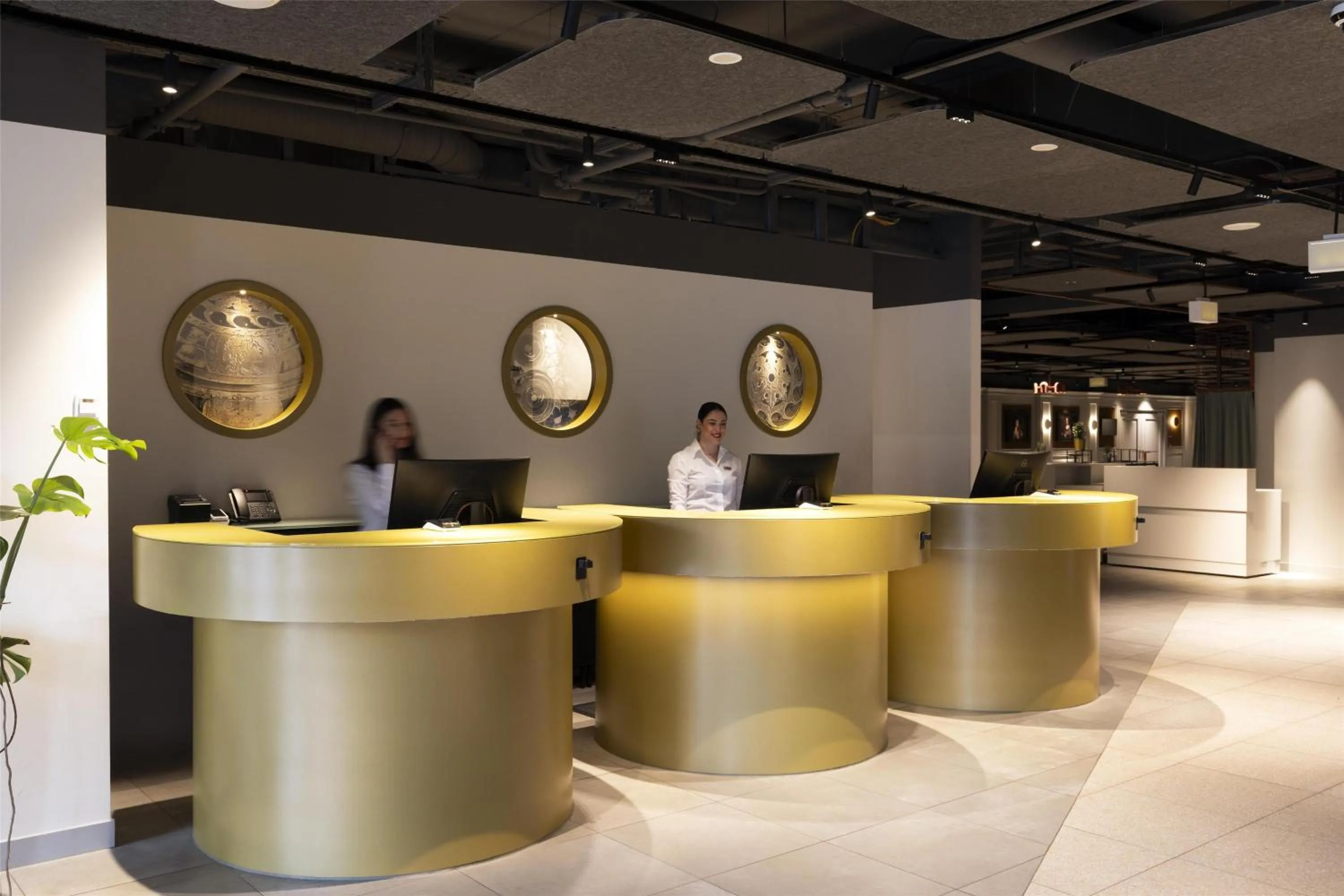 Lobby or reception in Scandic Nürnberg Central