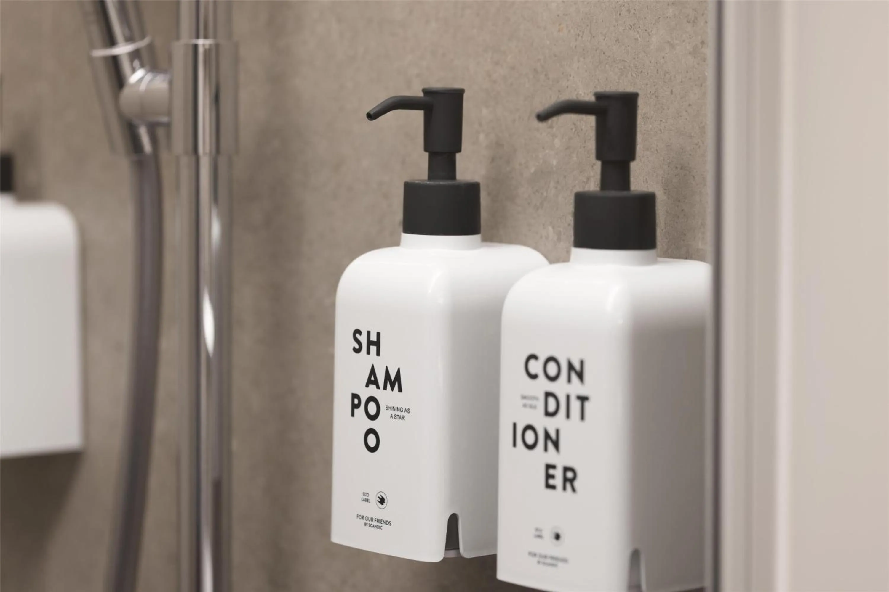 Bathroom in Scandic Nürnberg Central