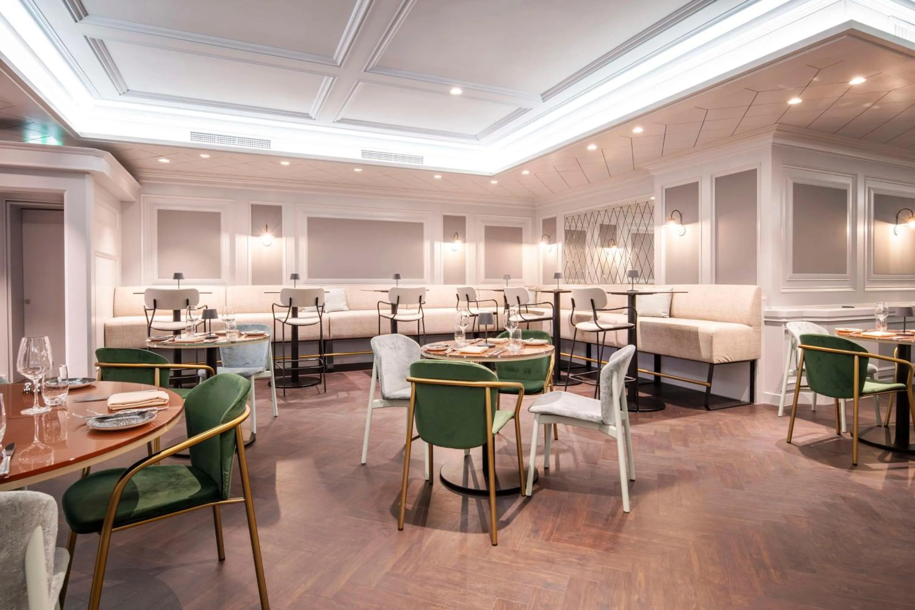 Lounge or bar in Scandic Nürnberg Central