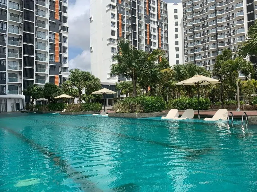 Property building in Hayfa Holiday Home @ Timur Bay