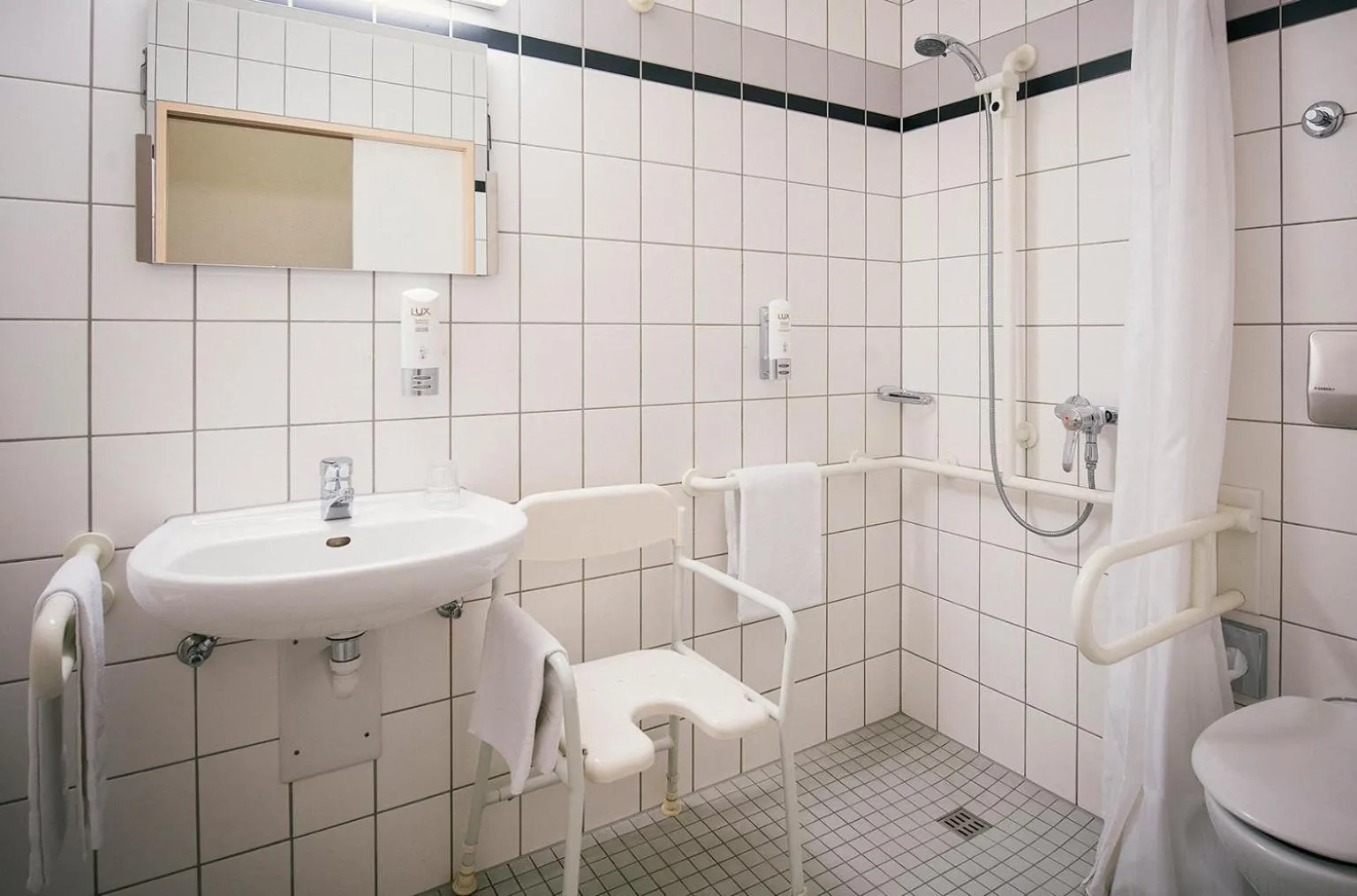 Bathroom in Vienna House Easy by Wyndham Neckarsulm