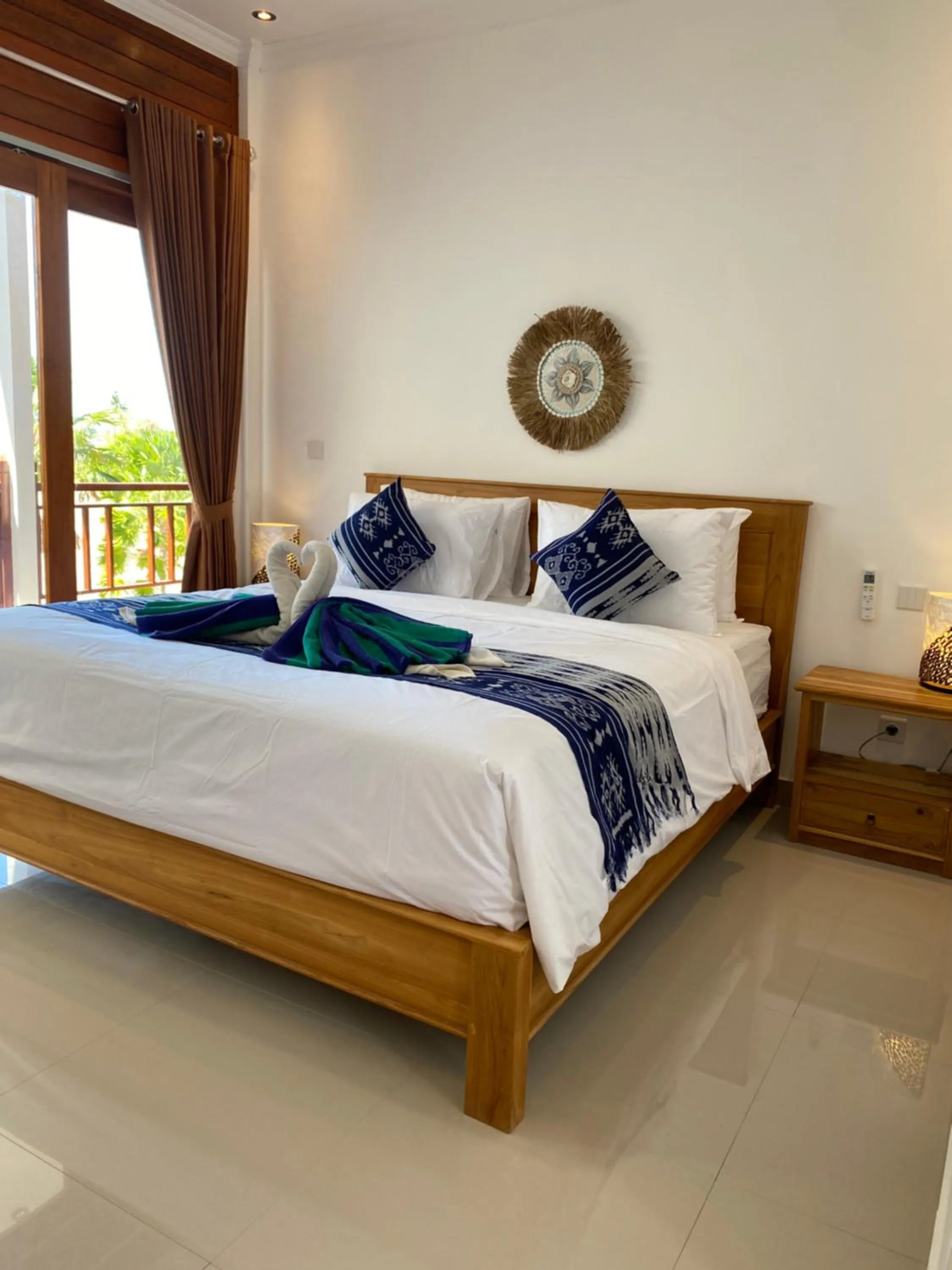 Bed in The Pulau Bungalow
