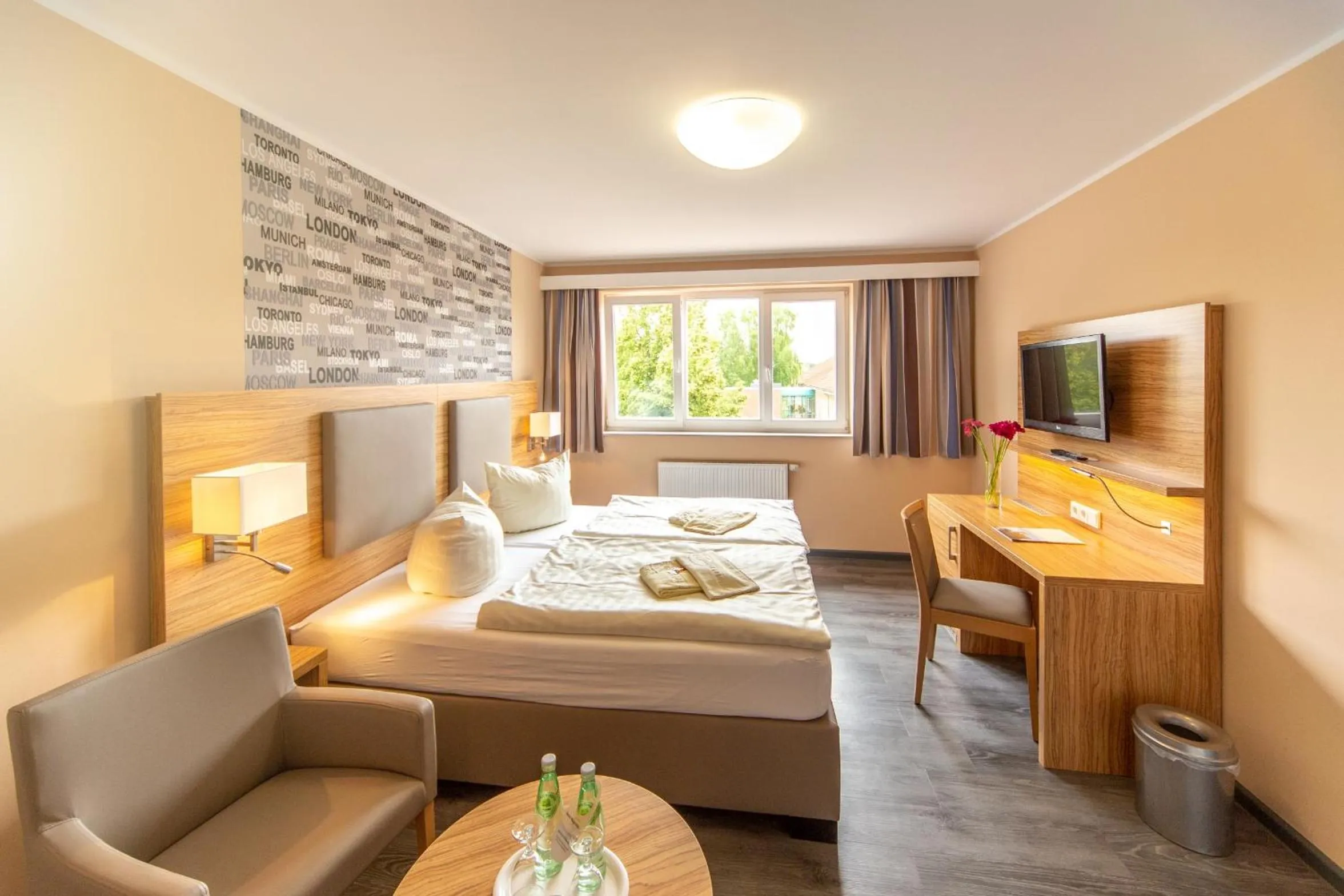 Photo of the whole room, Bed in Hotel Rügenblick