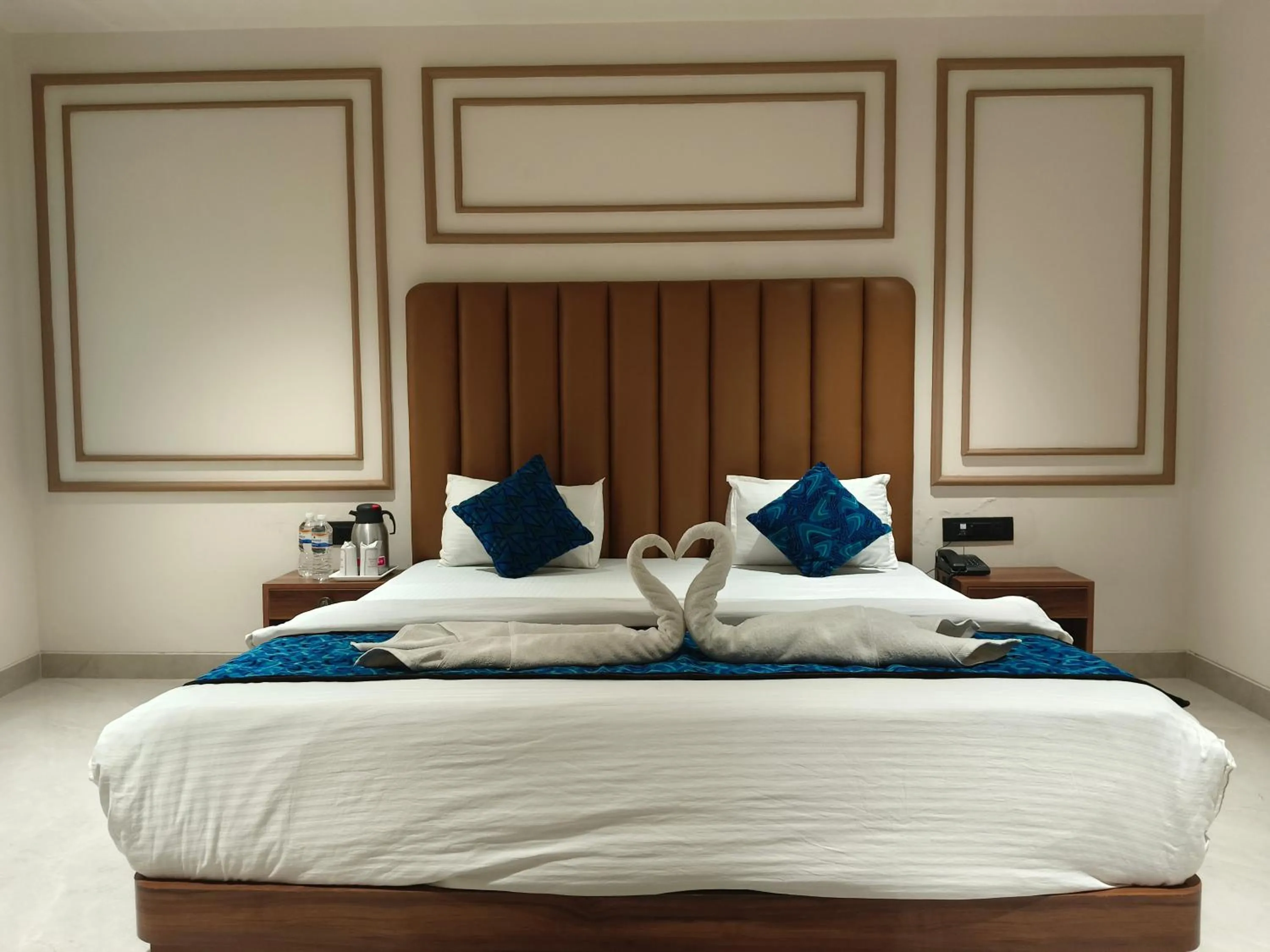 Bed in Hotel Ganpati Palace