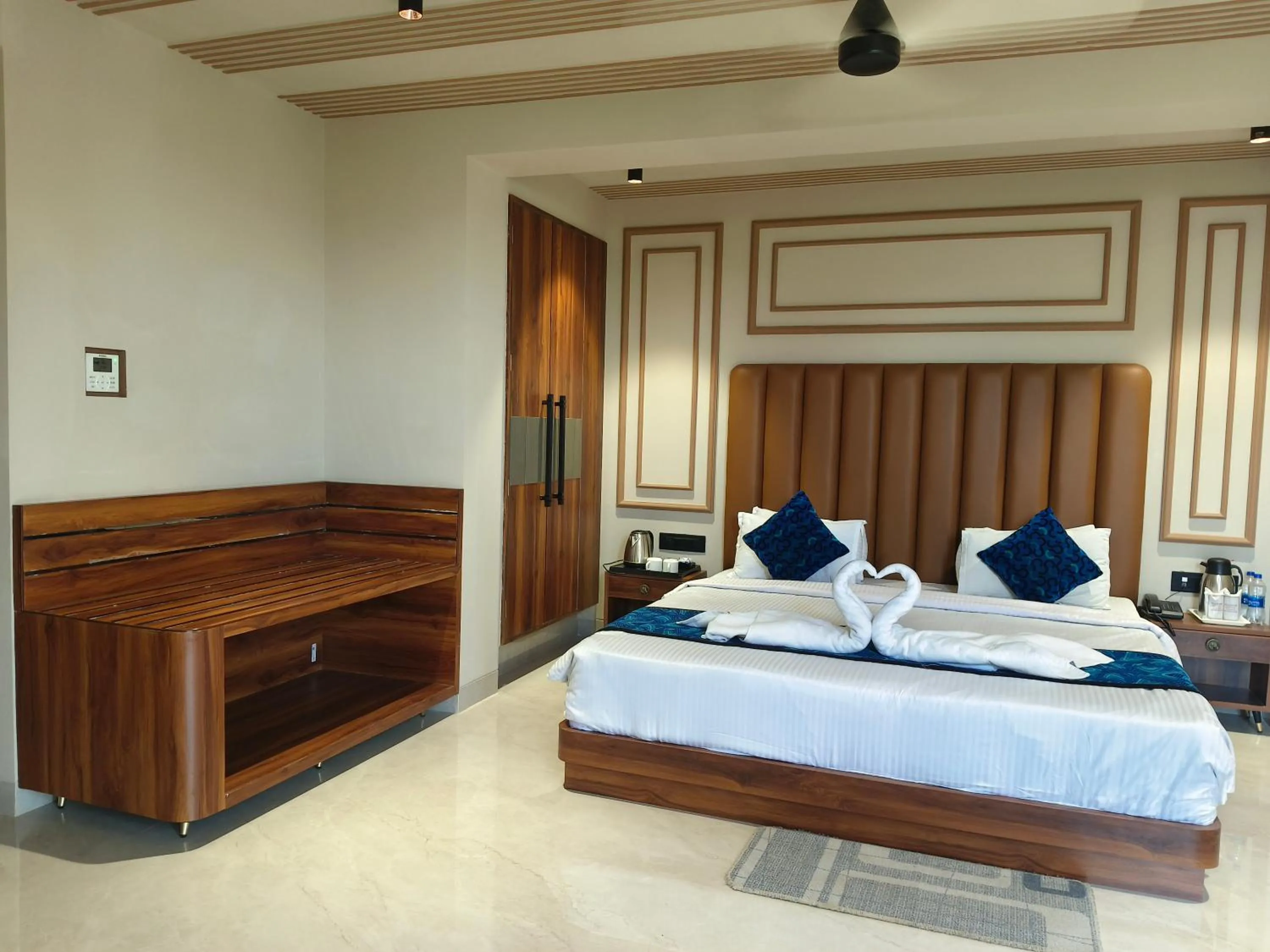 Bed in Hotel Ganpati Palace