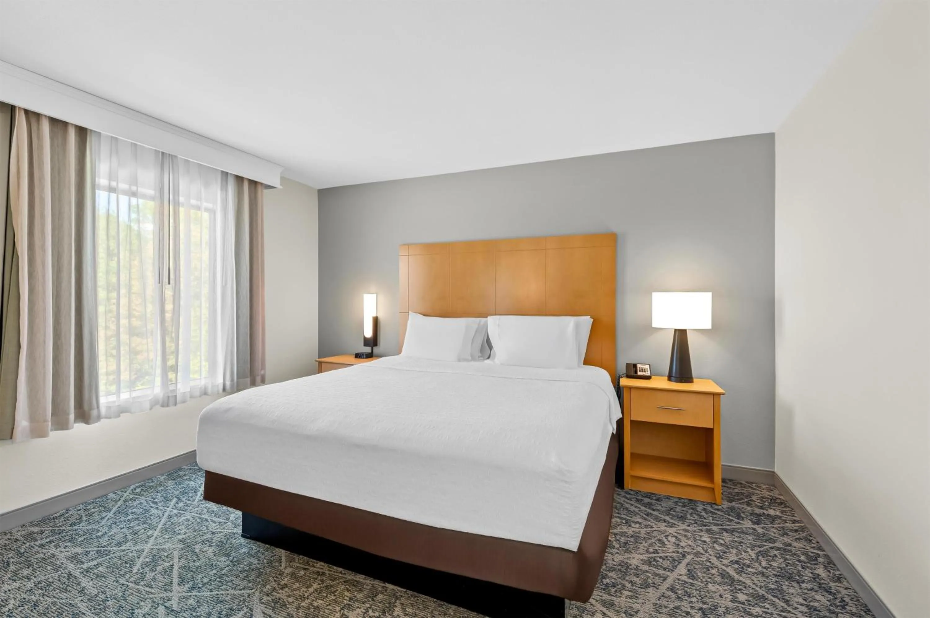 Bed in Hampton Inn Texarkana