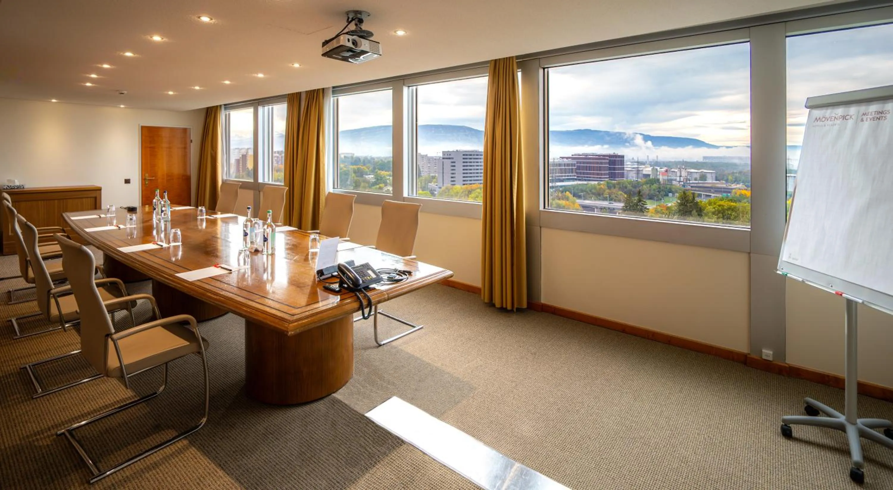 Meeting/conference room in Mövenpick Hotel Geneva