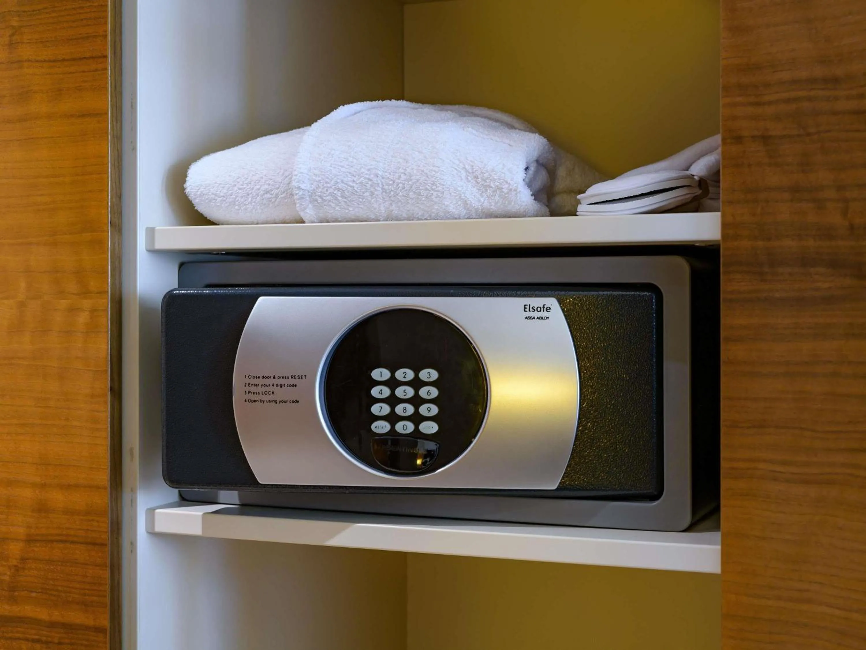 Bedroom in Mövenpick Hotel Geneva