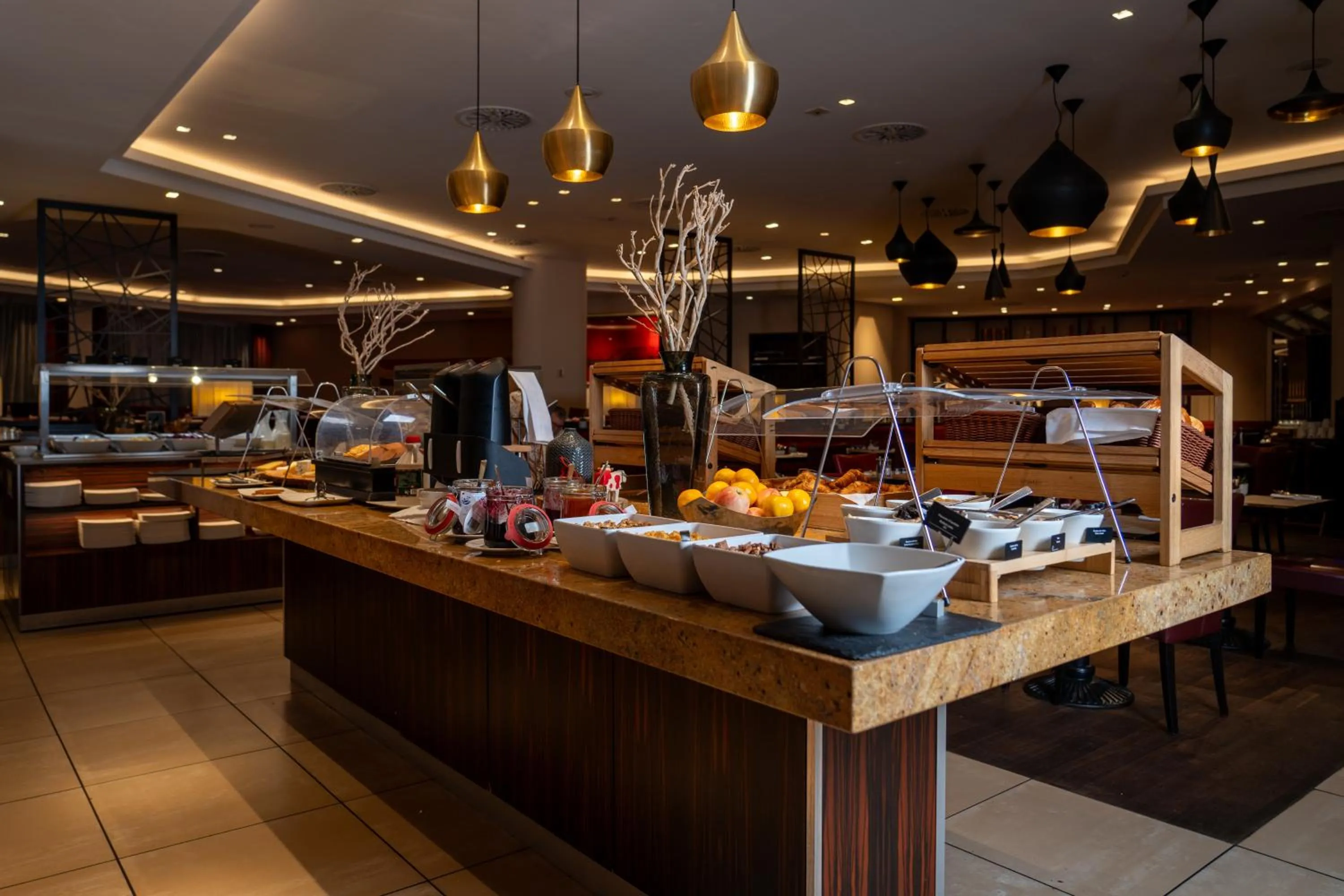 Food and drinks in Mövenpick Hotel Geneva