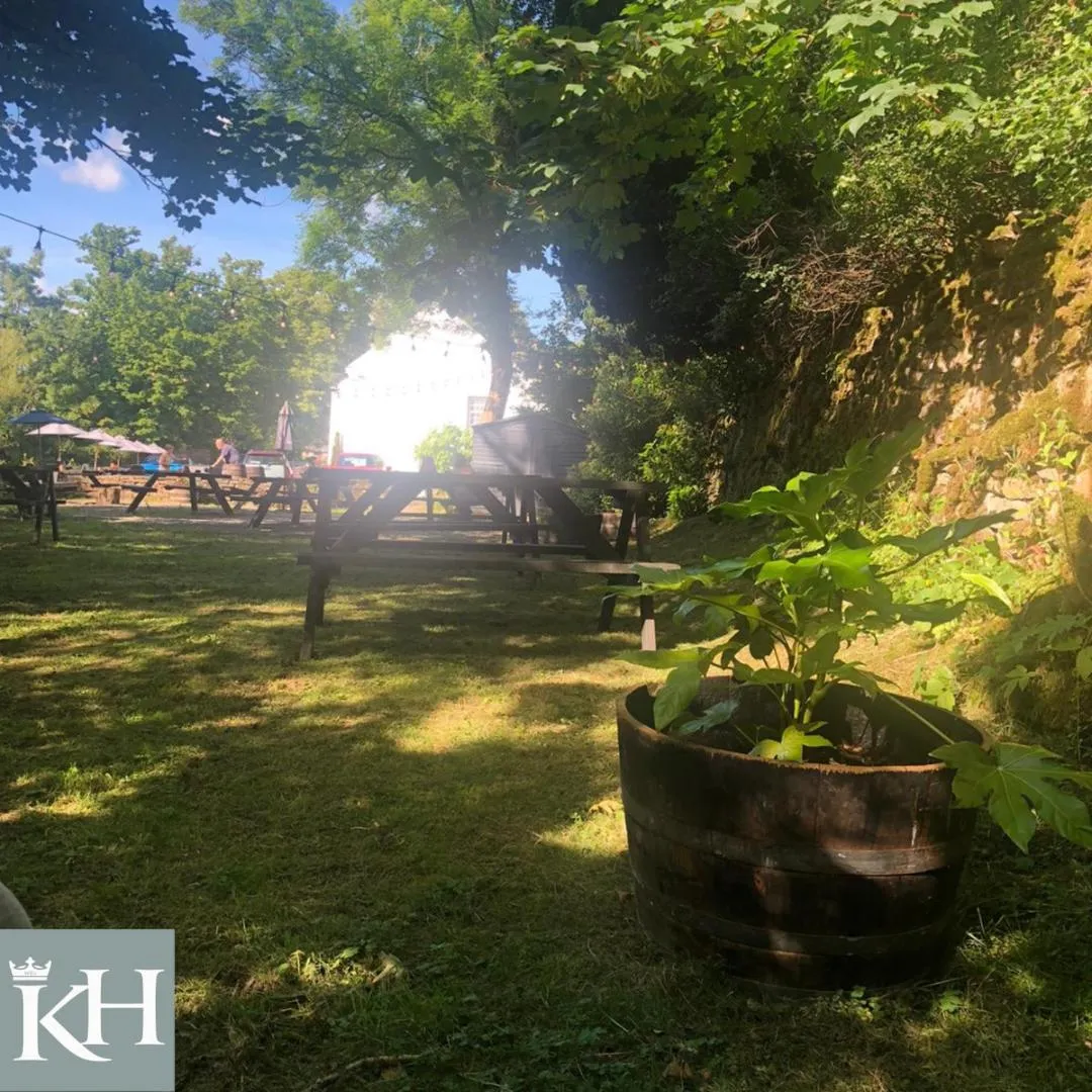 Kings Head - Riverside, Ravenstonedale