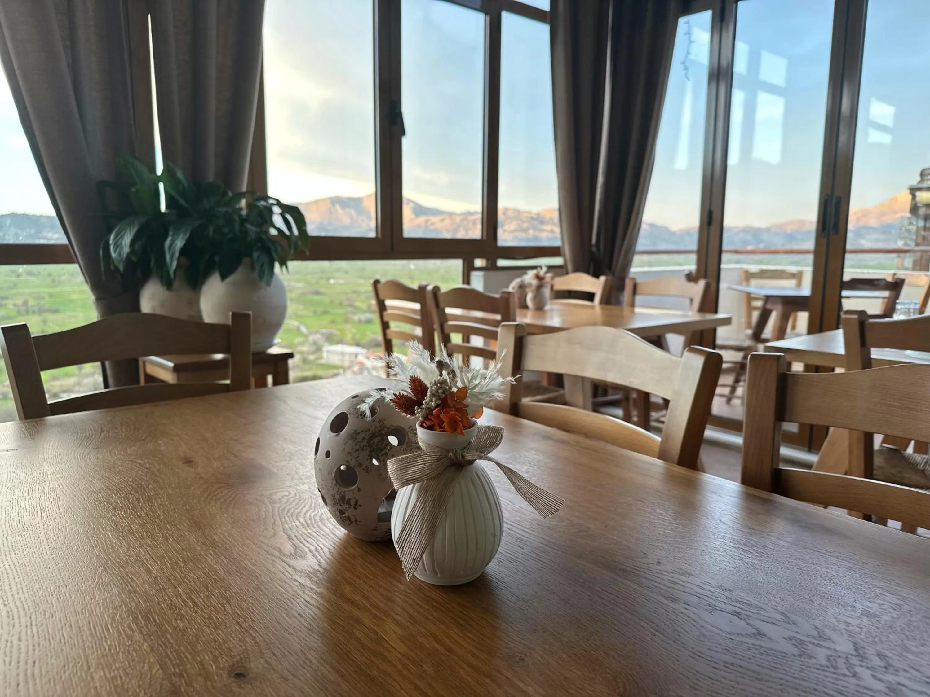 Restaurant/places to eat in Dictamus Homes