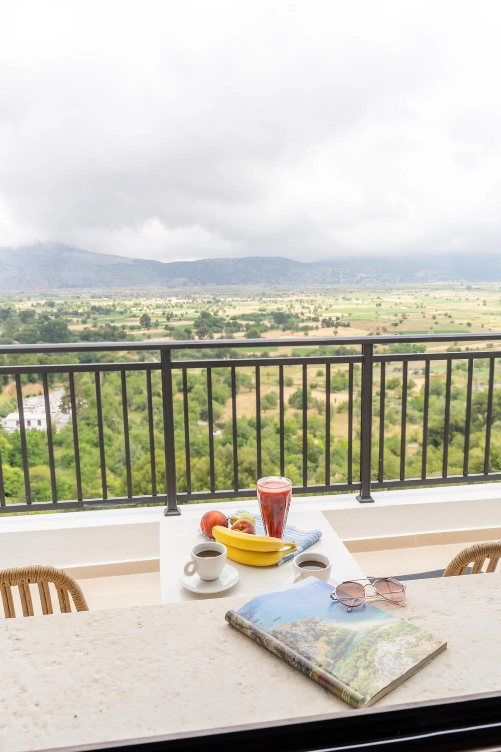 Natural landscape in Dictamus Homes