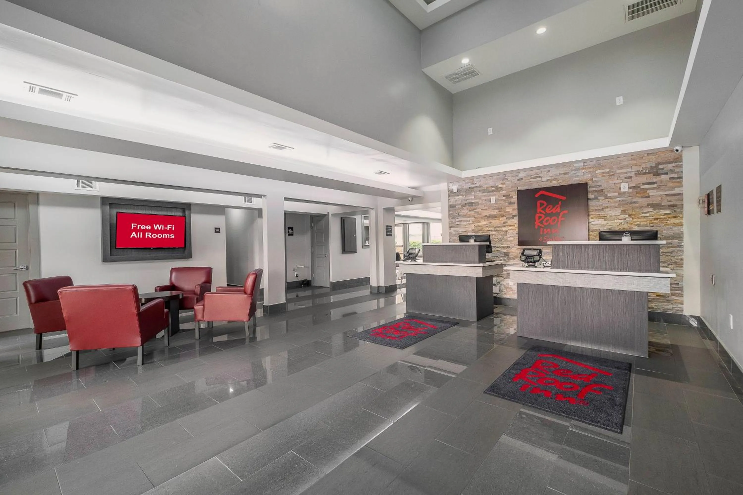 Lobby or reception in Red Roof Inn & Suites Calhoun