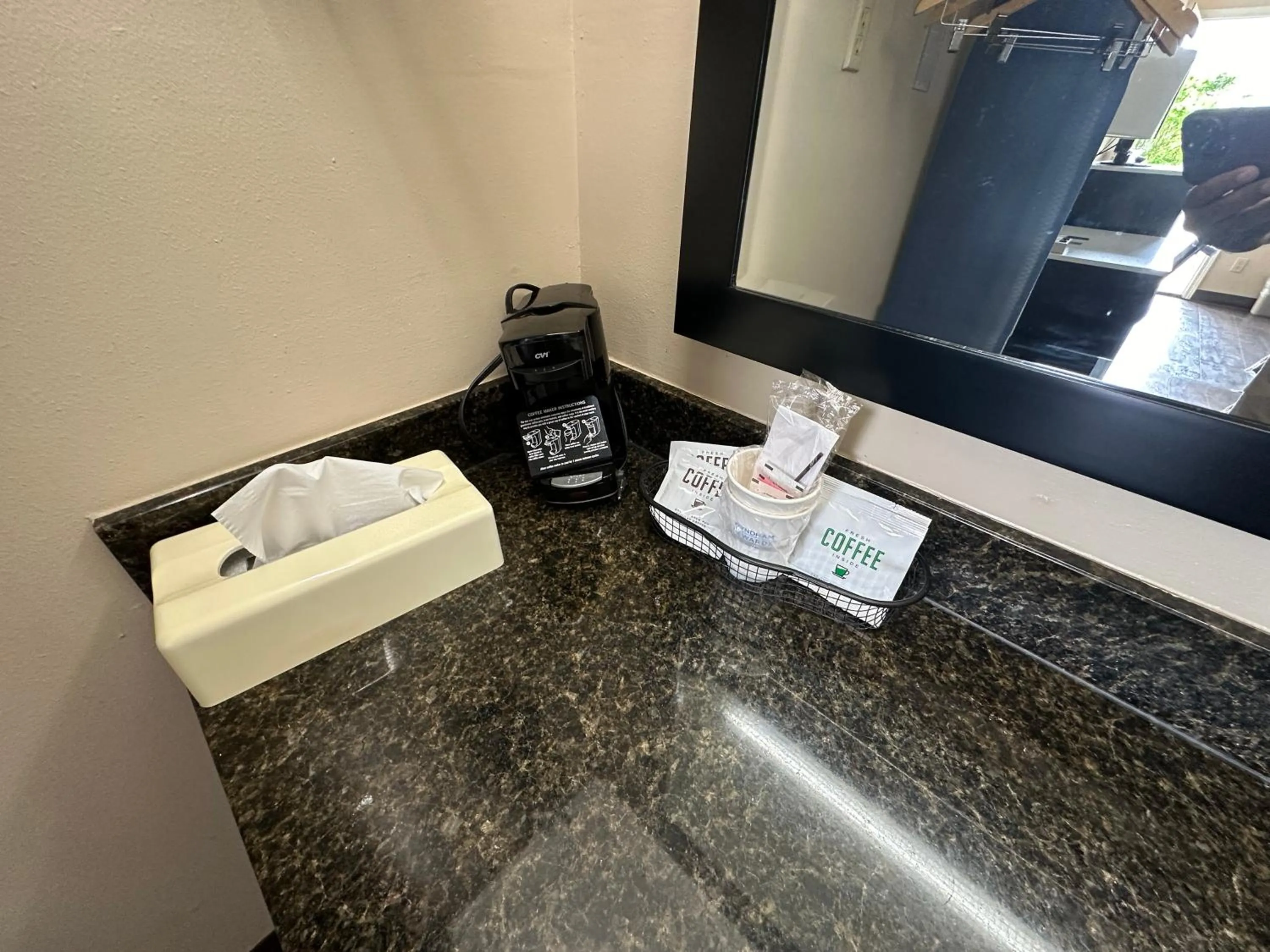 Coffee/tea facilities in Baymont by Wyndham Thomasville