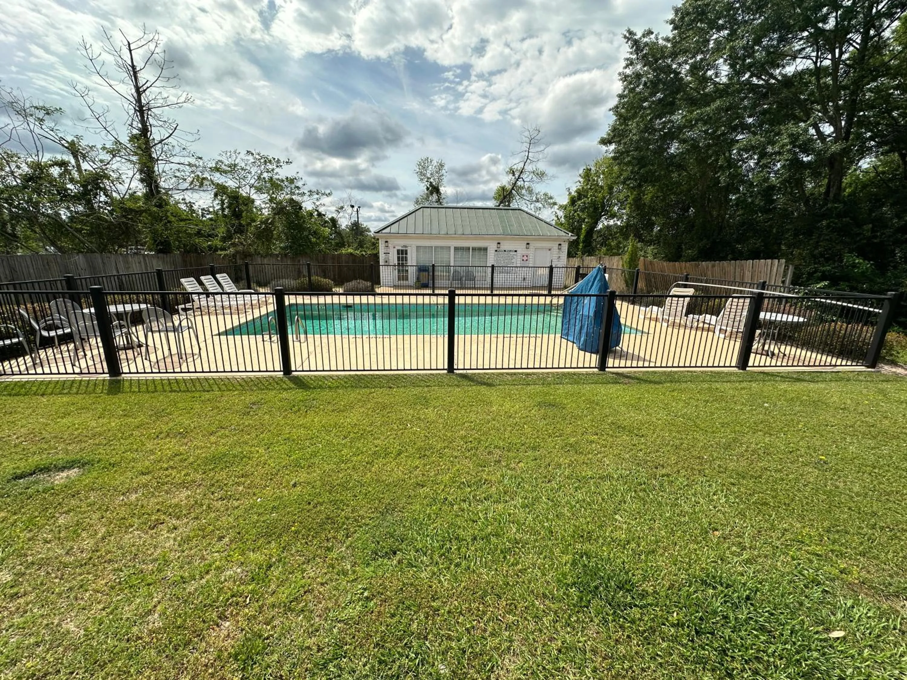 Swimming pool in Baymont by Wyndham Thomasville