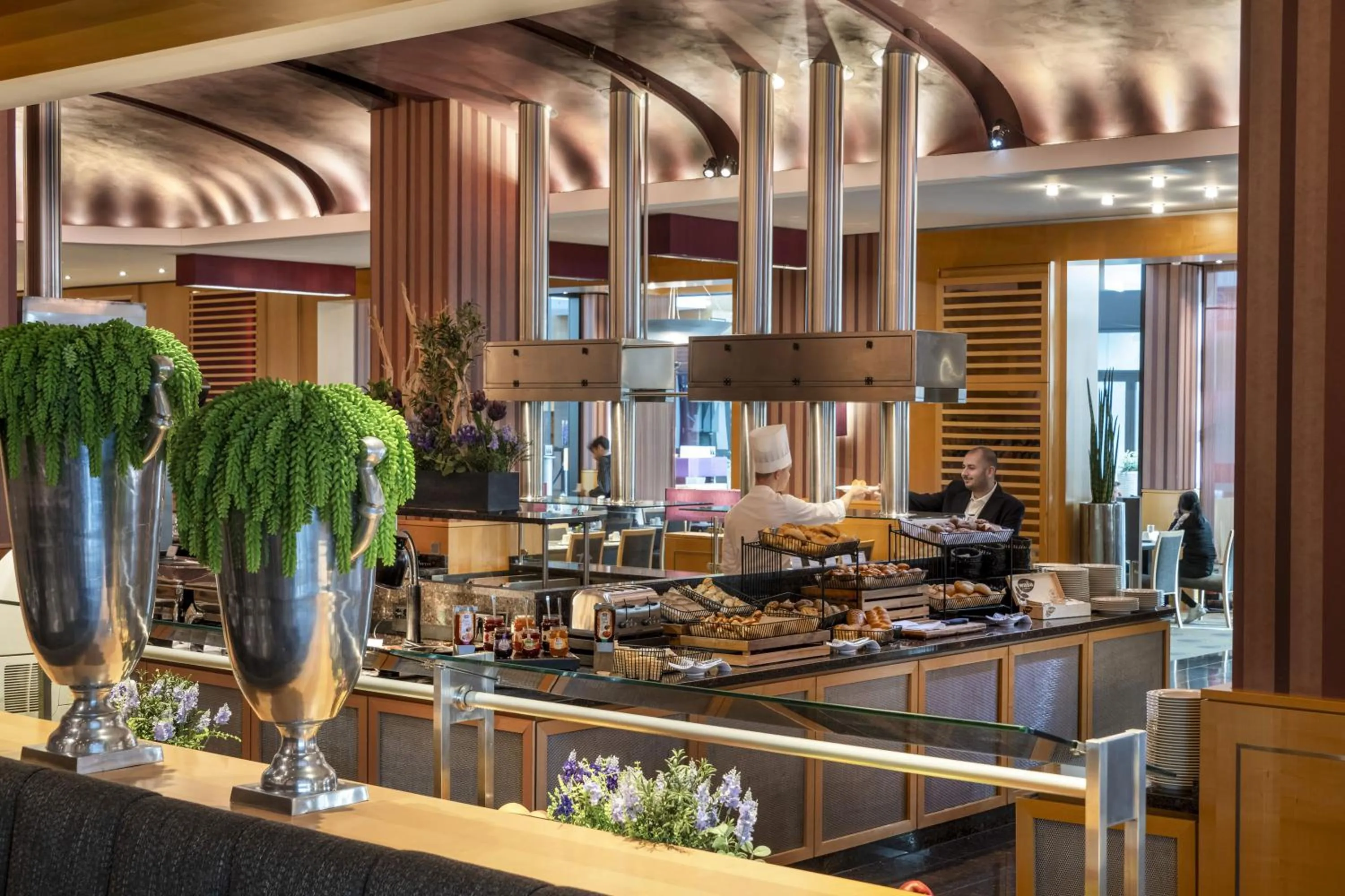 Restaurant/places to eat in Maritim Hotel Düsseldorf