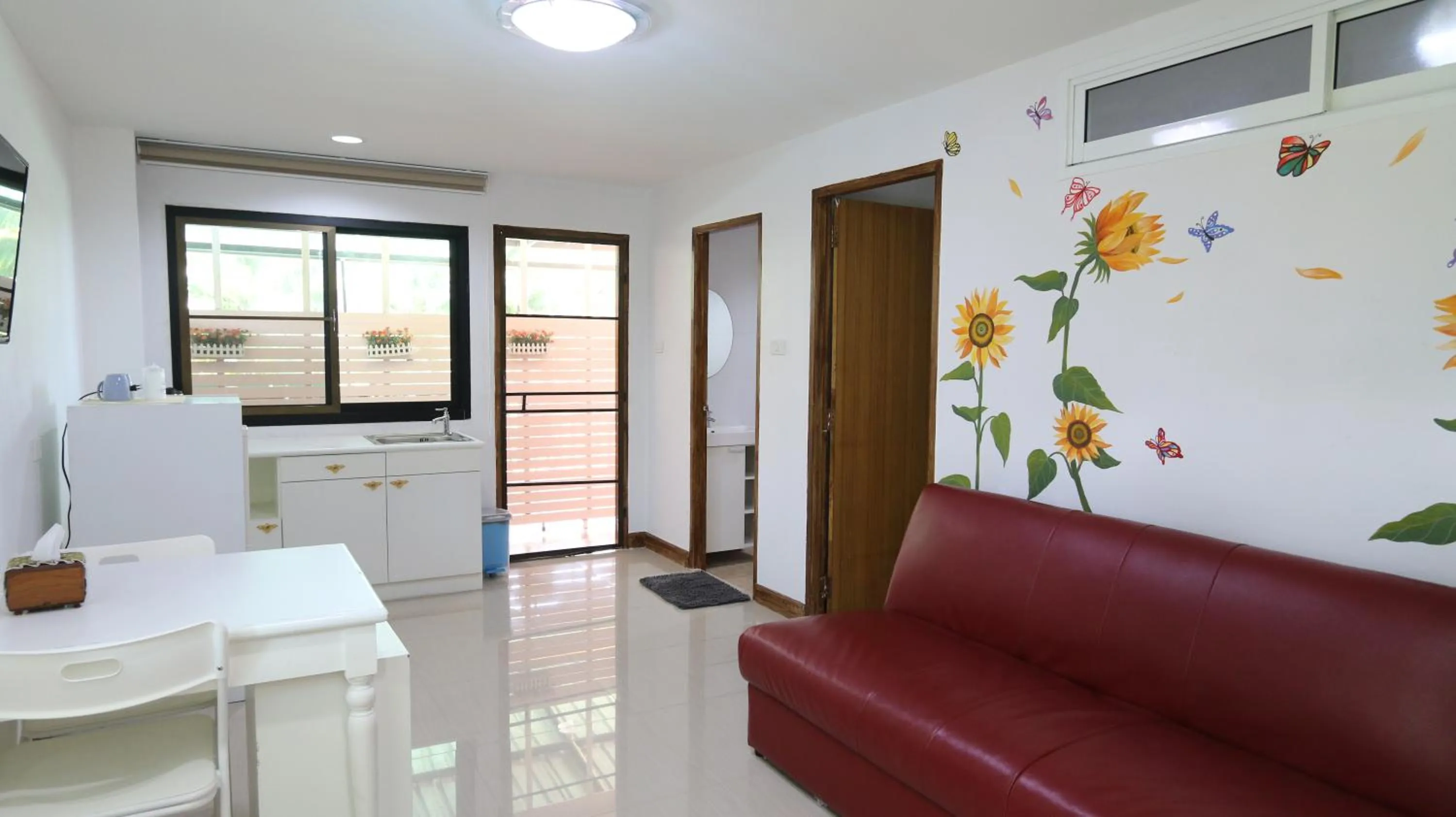 Seating area in Baantip Suantong