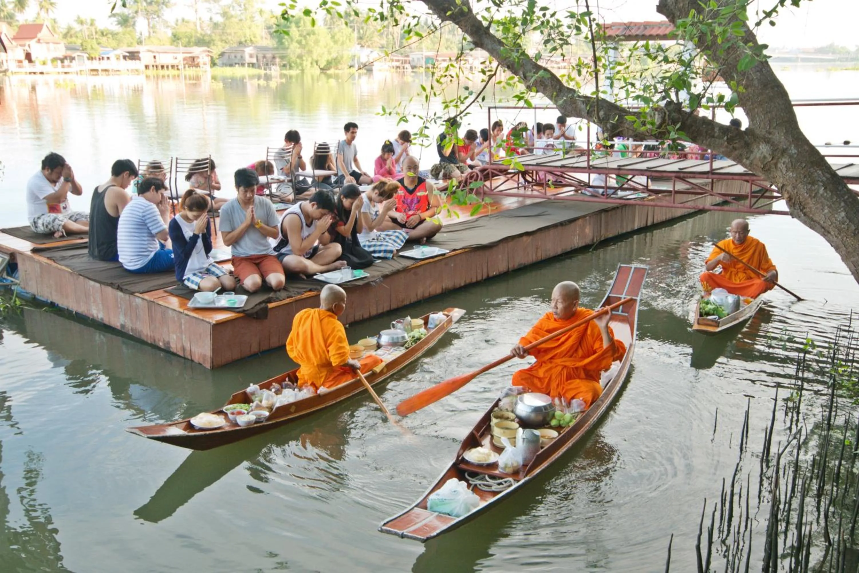 Activities in Baantip Suantong