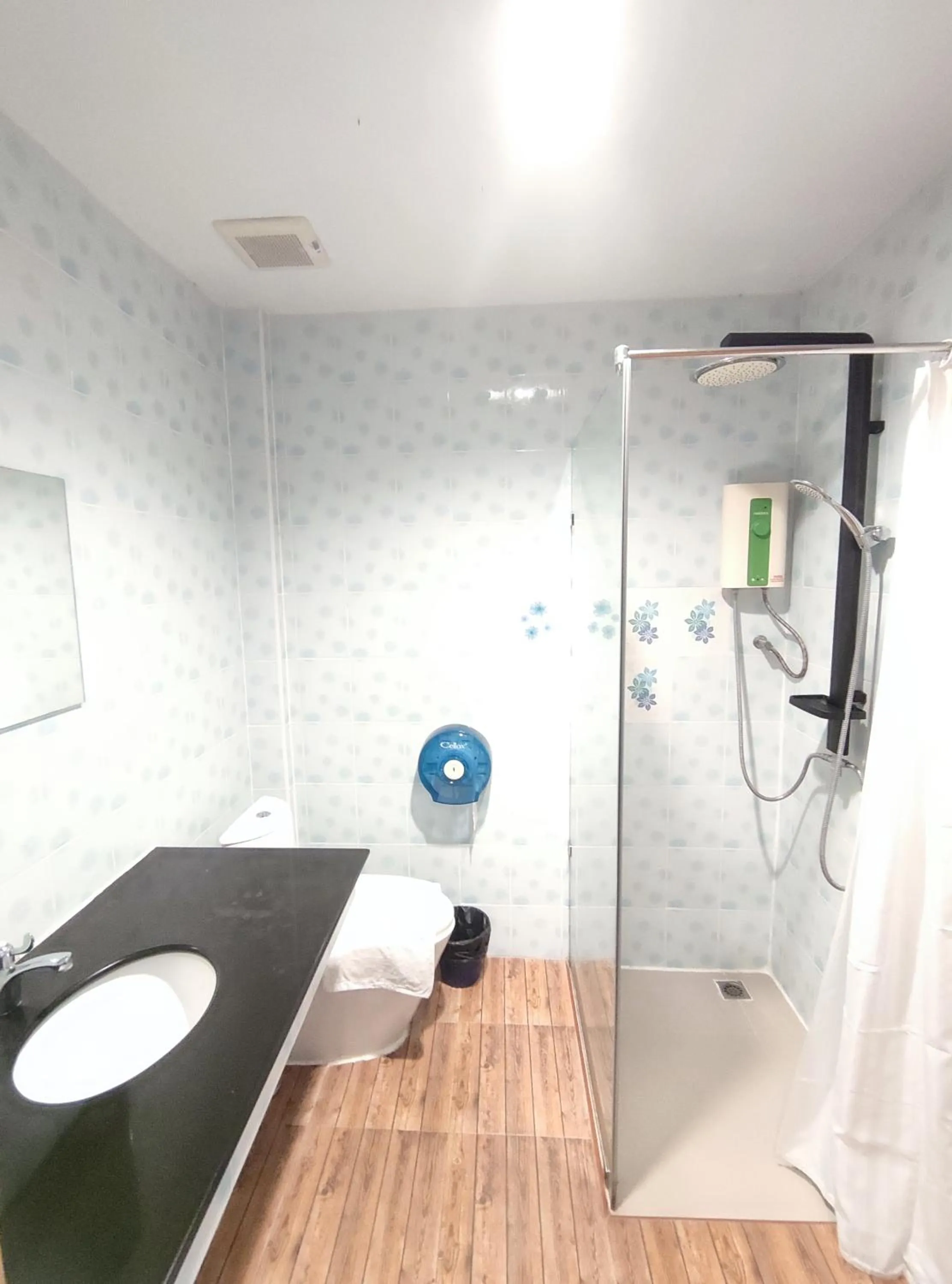 Bathroom in Baantip Suantong