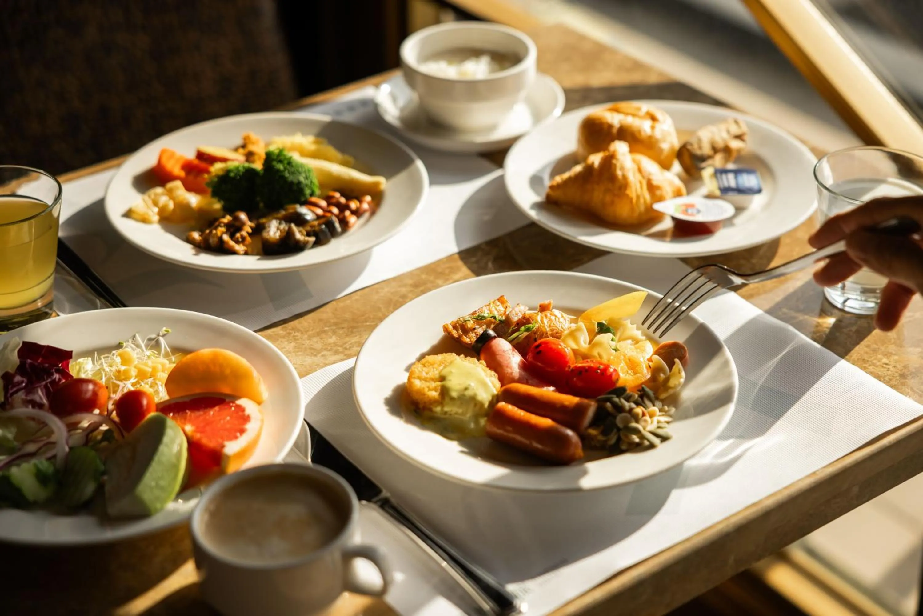 Food and drinks in Kindness Hotel - Qixian