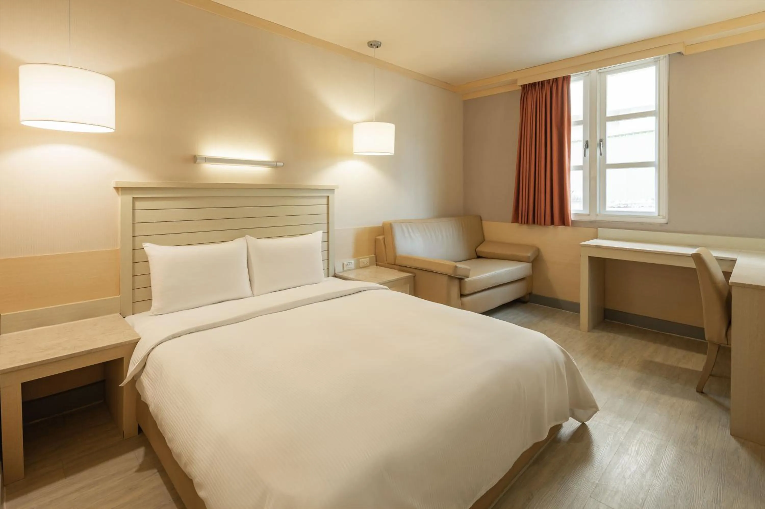 Bedroom, Bed in Kindness Hotel - Jhong Jheng