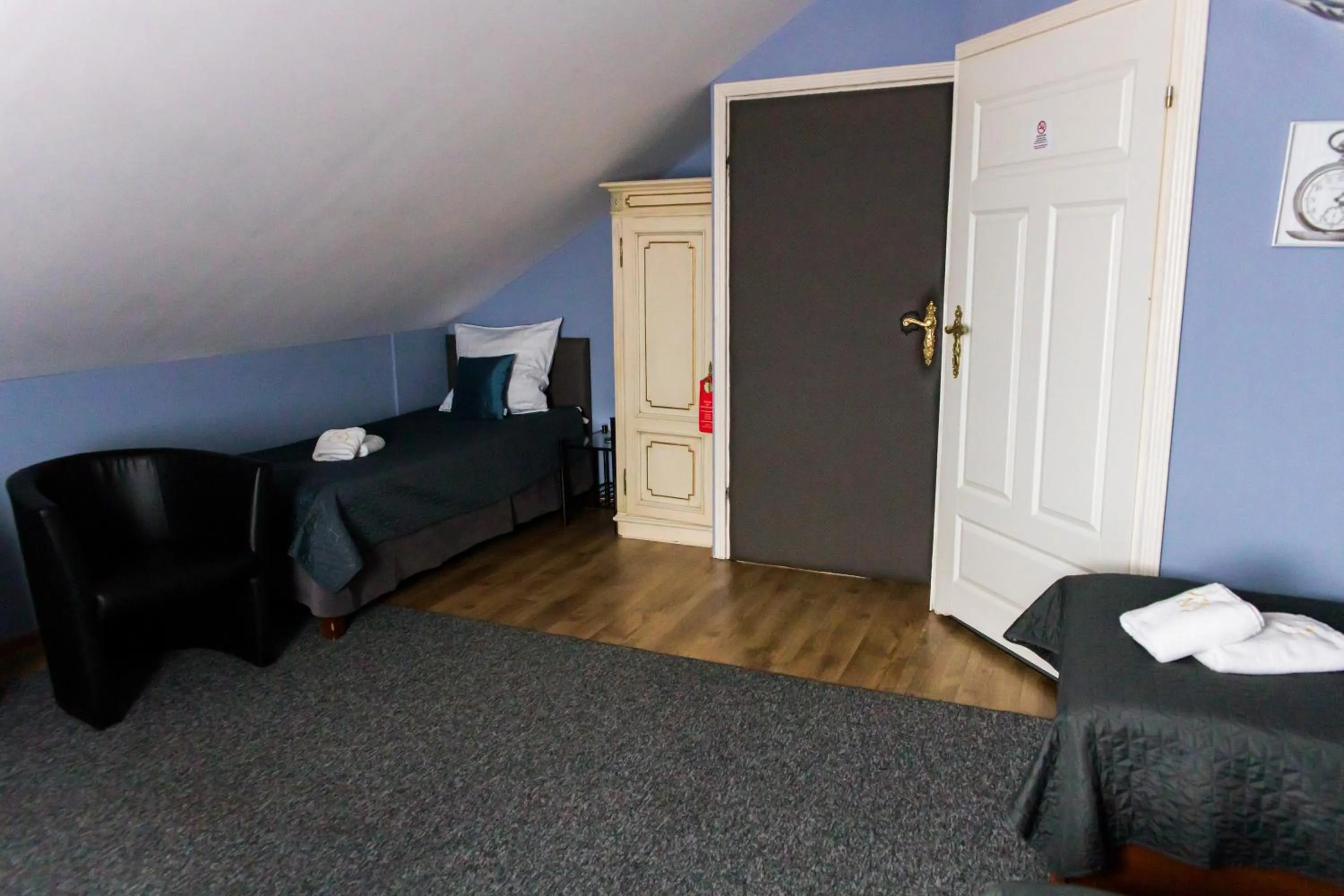 Bed in Hotel Napoleon