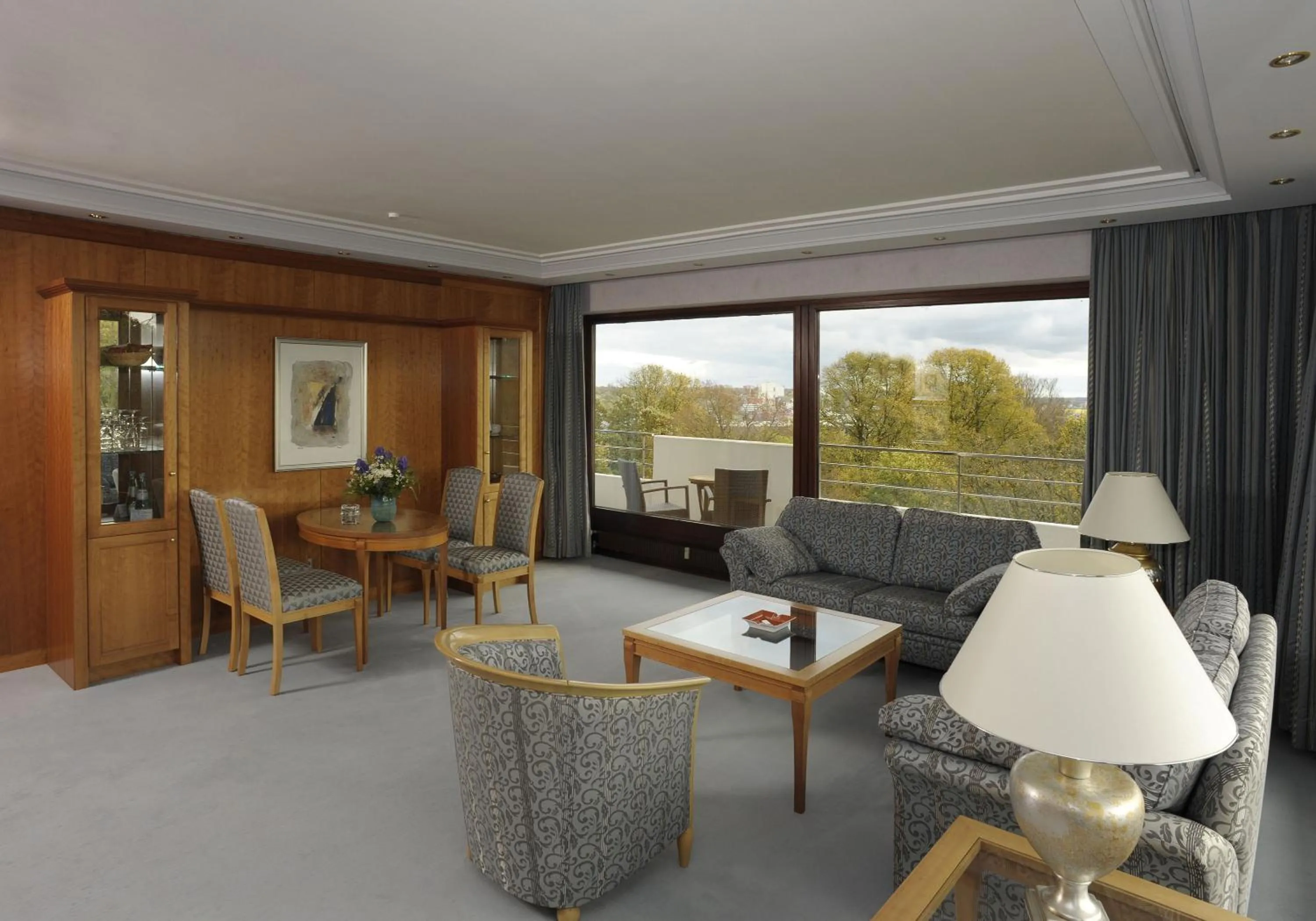 Living room in Maritim Hotel Bellevue Kiel