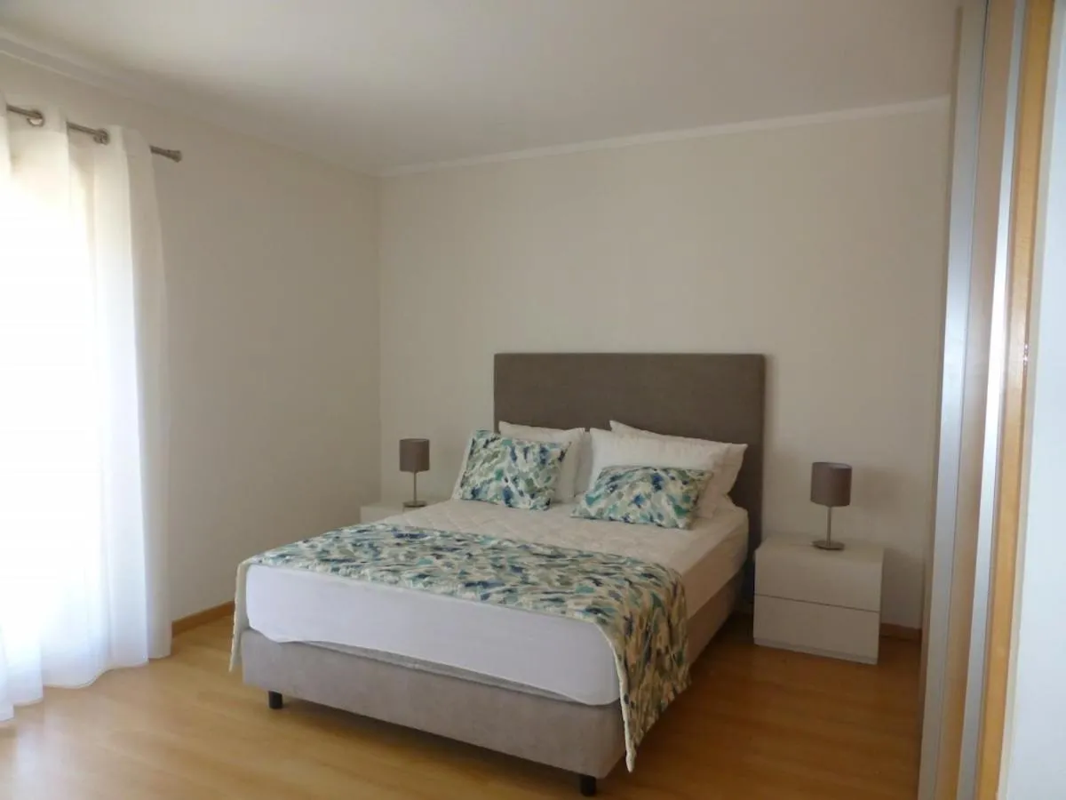 Other, Bed in Algarve T2 apartment with pool and balcony in Olhão