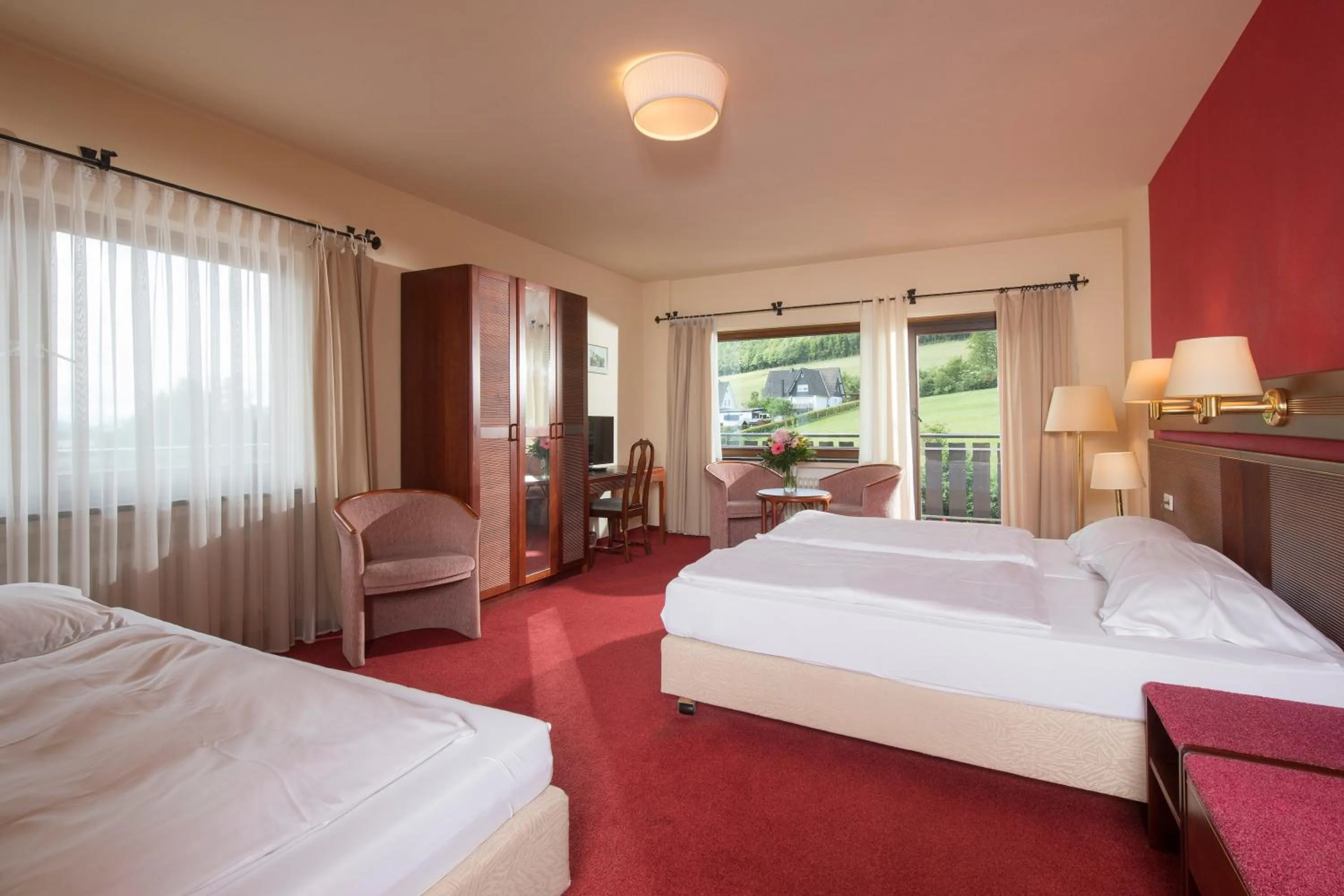 Triple Room with Mountain View in Sauerland Alpin Hotel