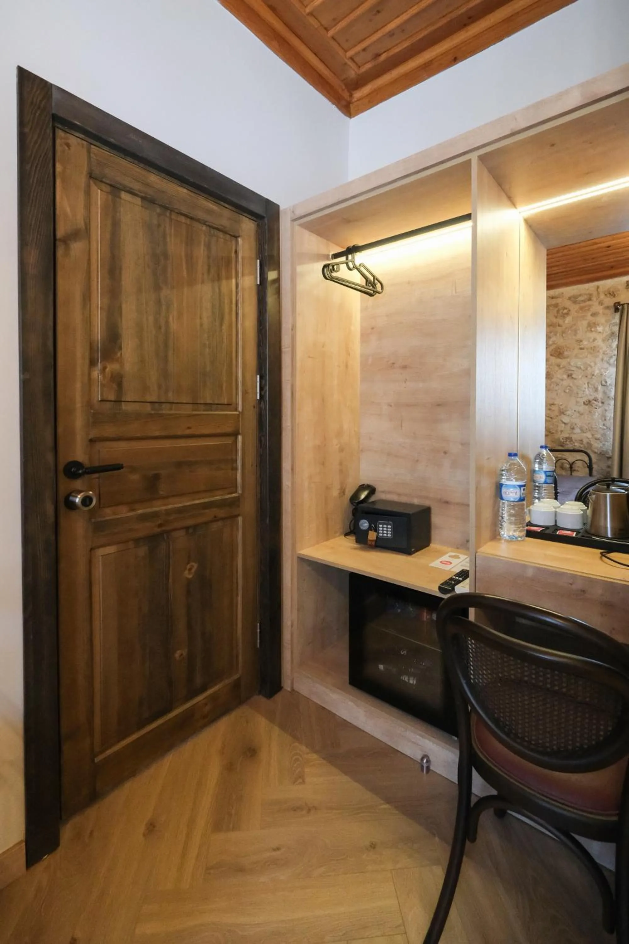 wardrobe in Saye Konak Hotel ' Kaleiçi&Oldtown'