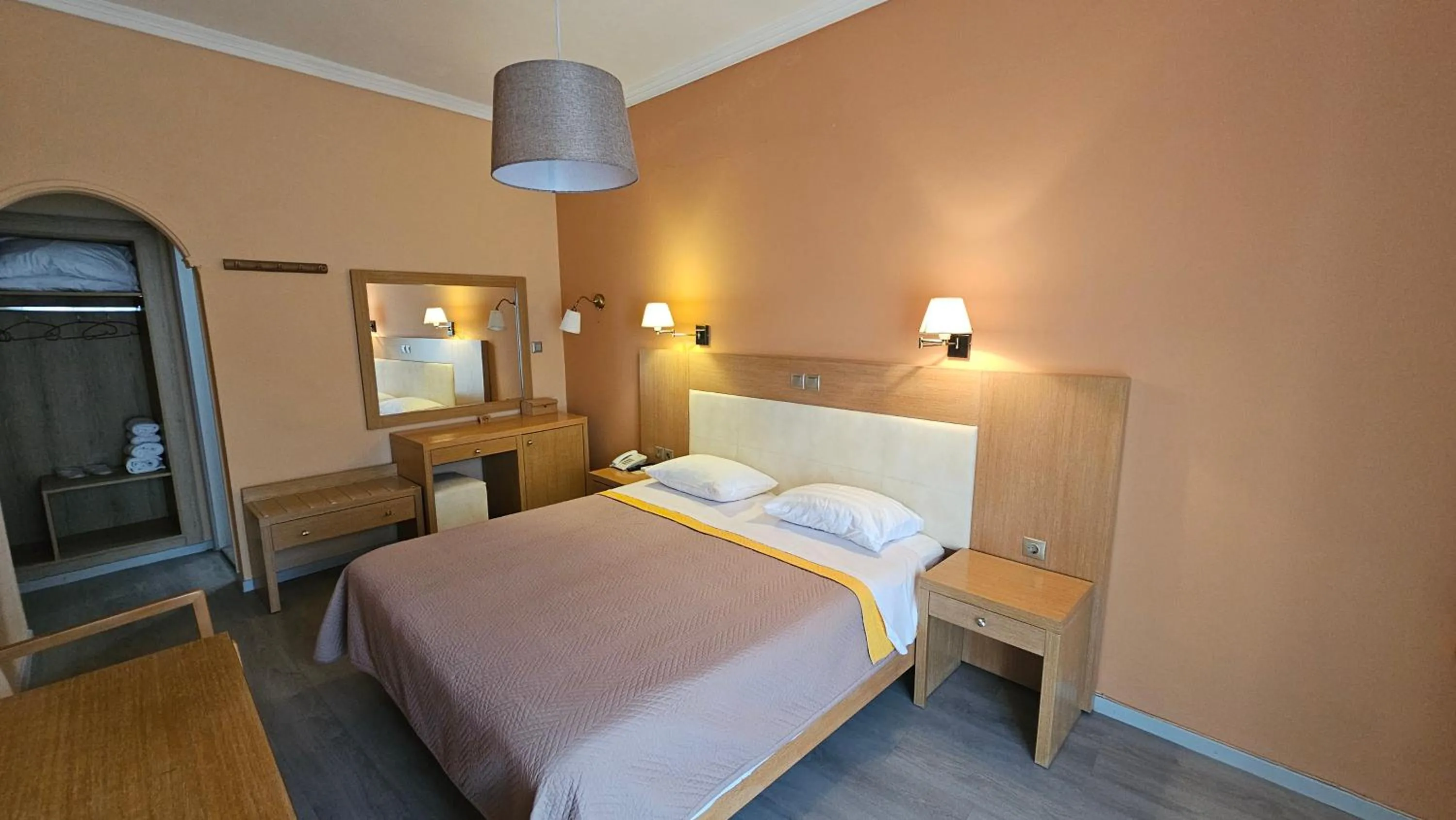 Bedroom, Bed in Idillion