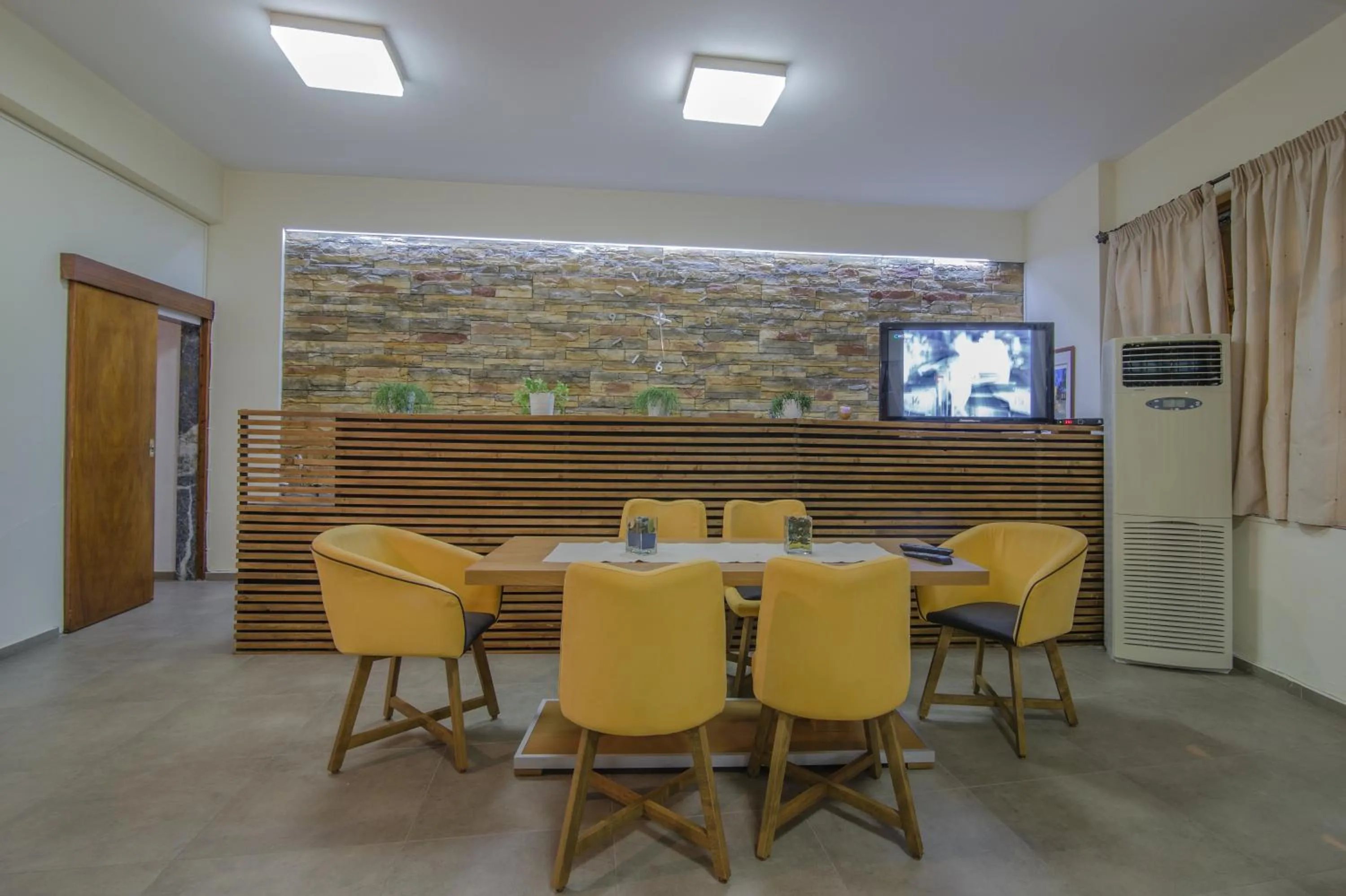 Lounge or bar in Idillion