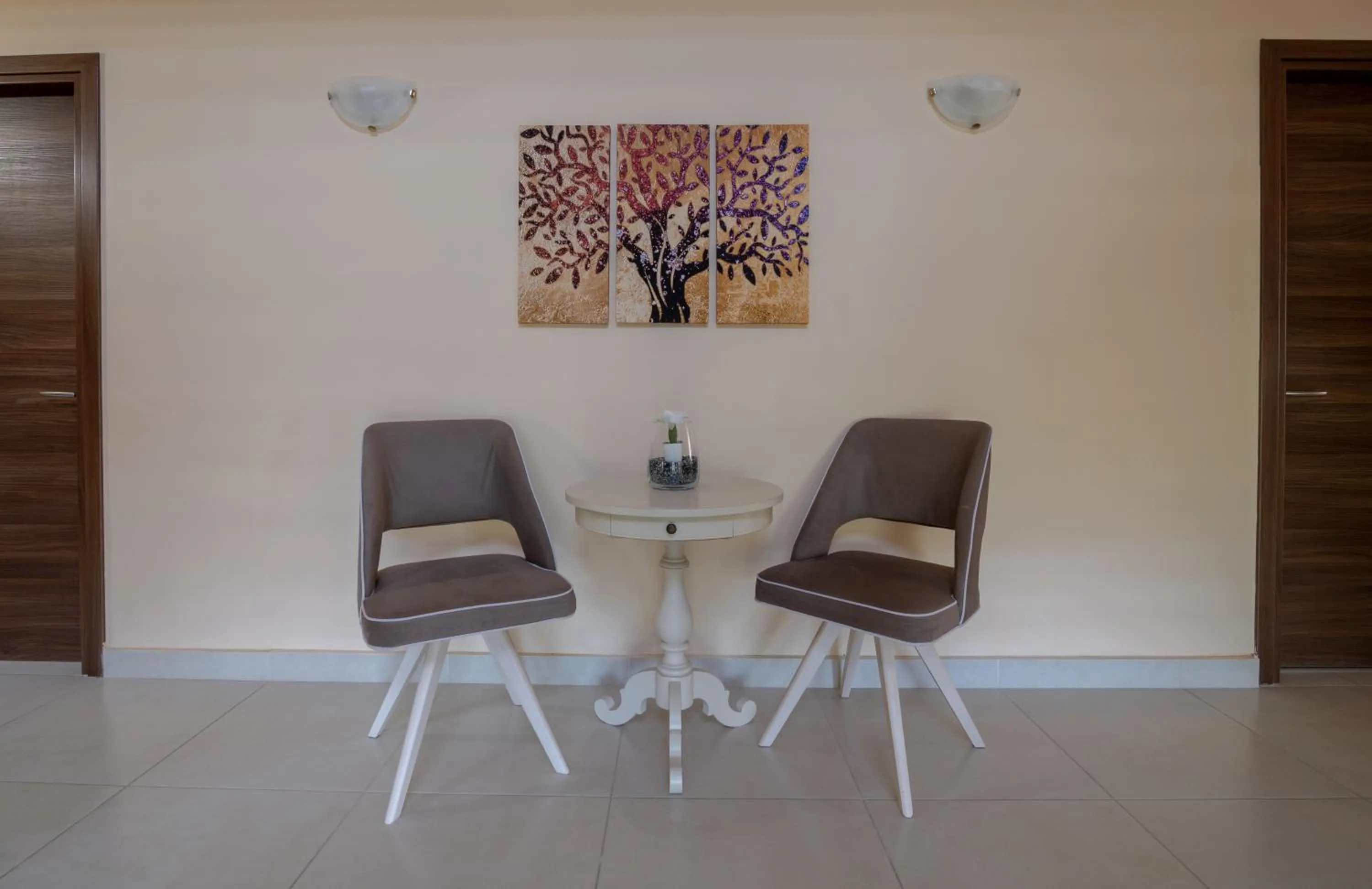 Seating area in Idillion