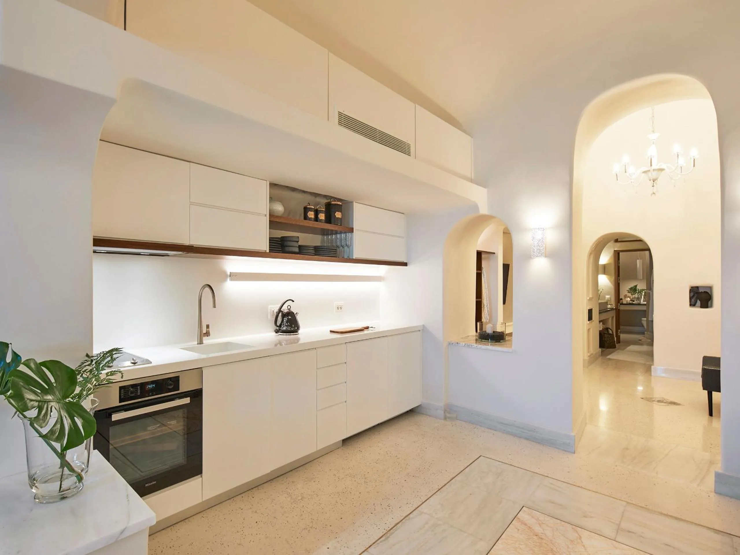 Kitchen or kitchenette in Luxury Villa Blue Dome Santorini